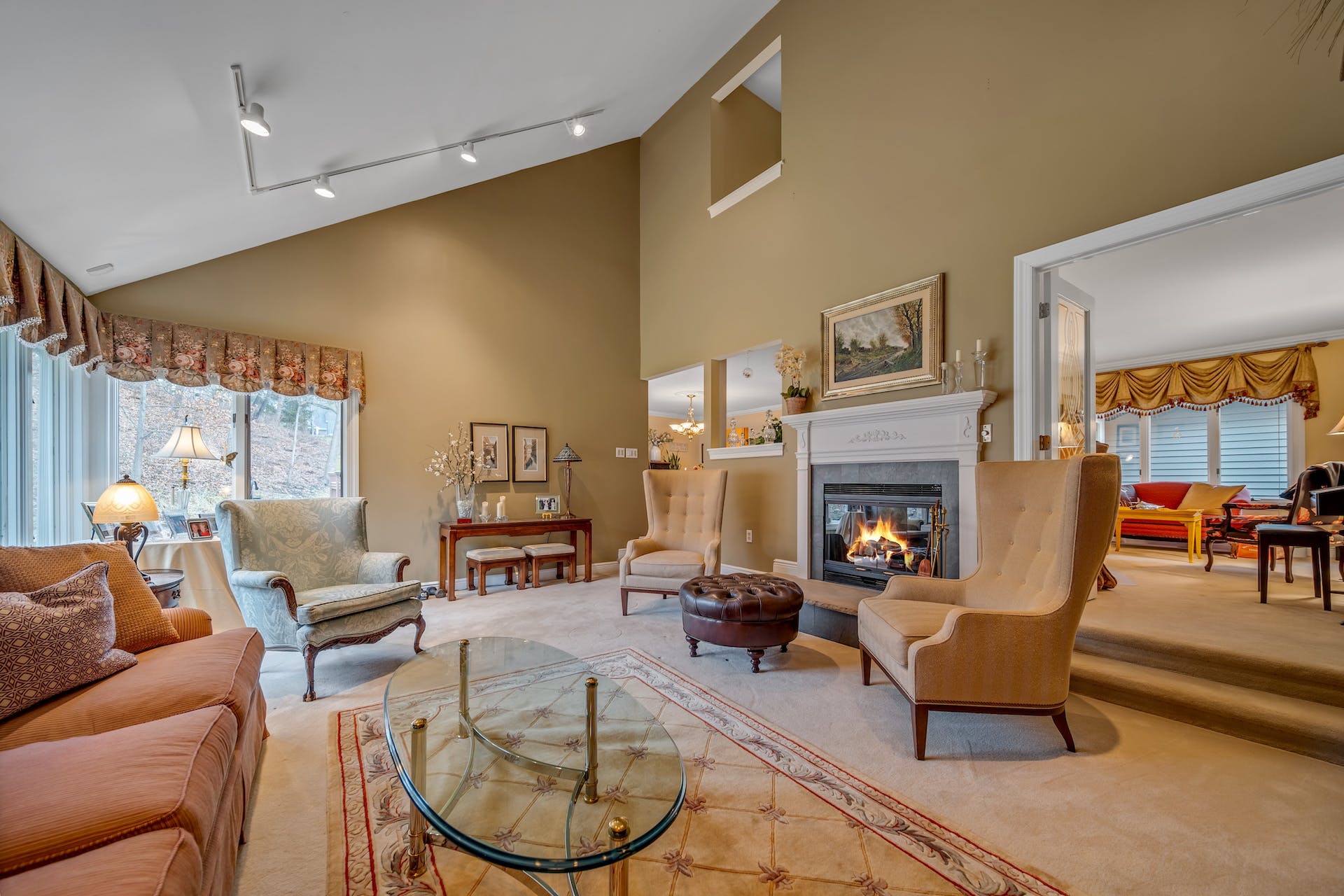 21 Crescent Hollow Court 
