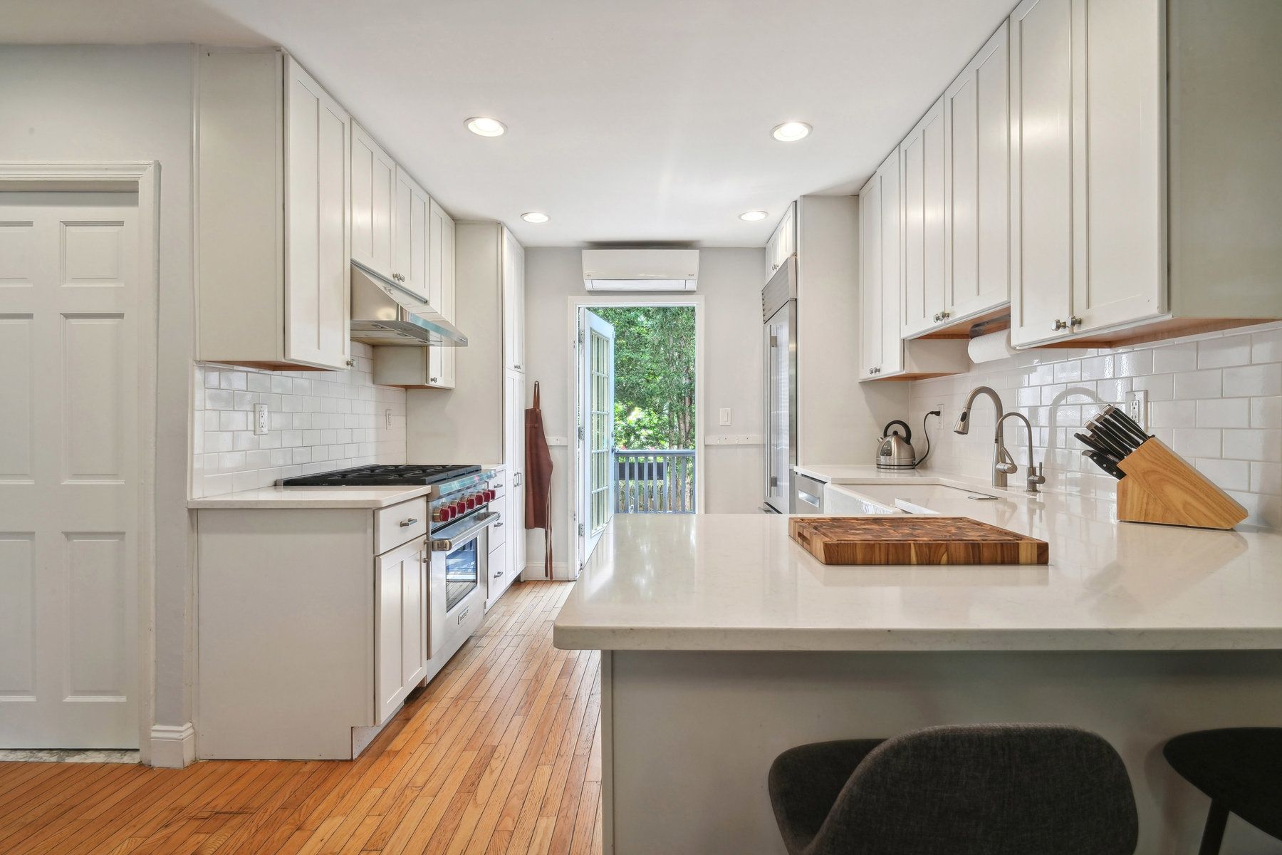 317 1/2 7th St