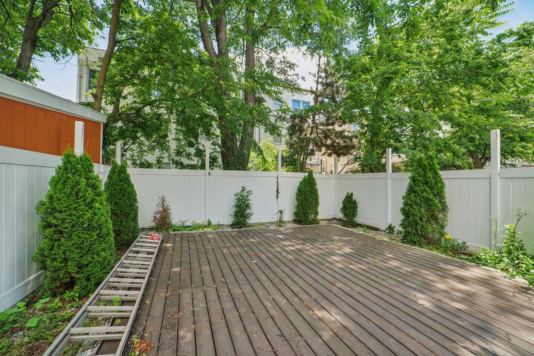 444 Mallory Ave 