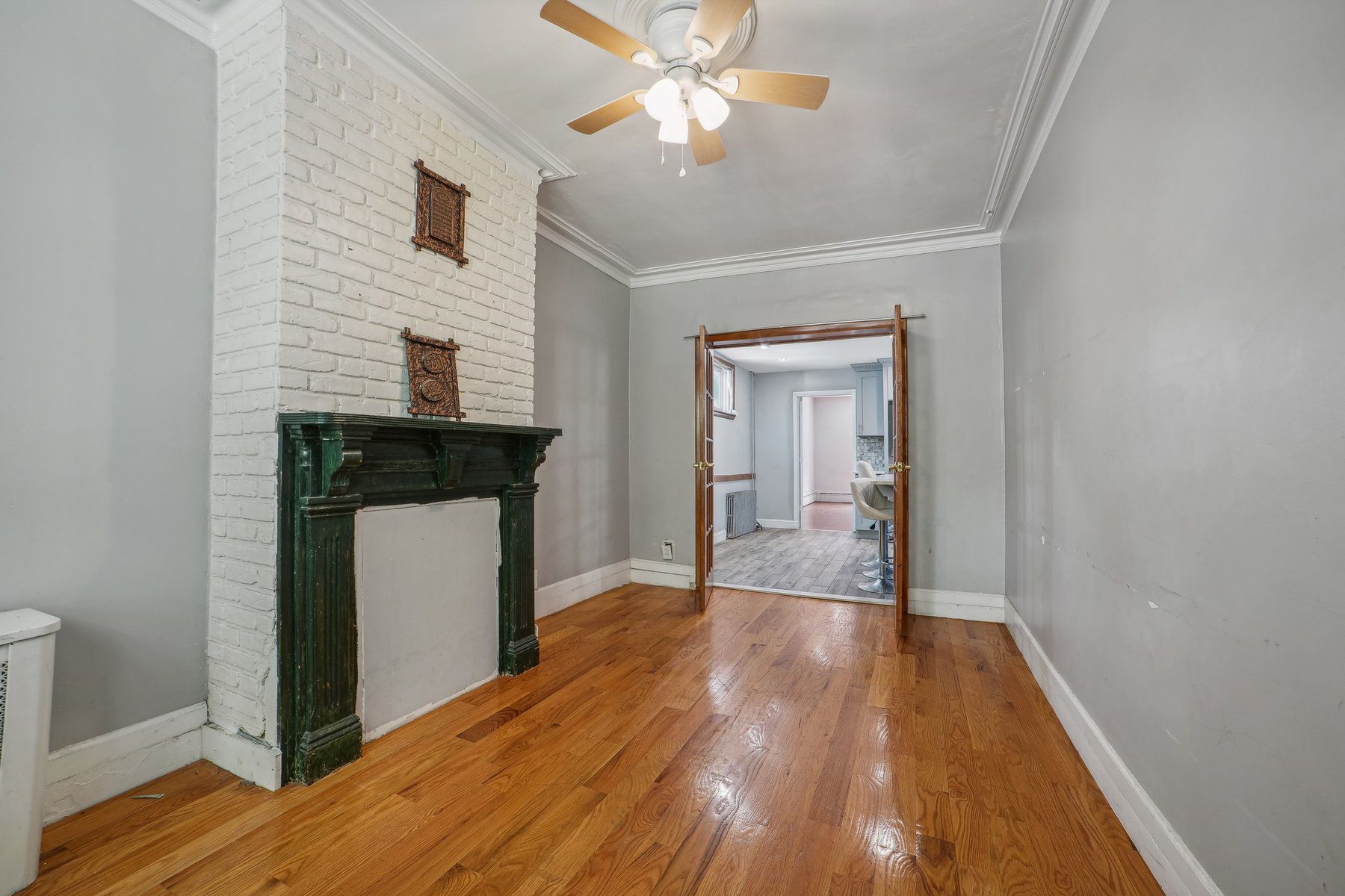 444 Mallory Ave 