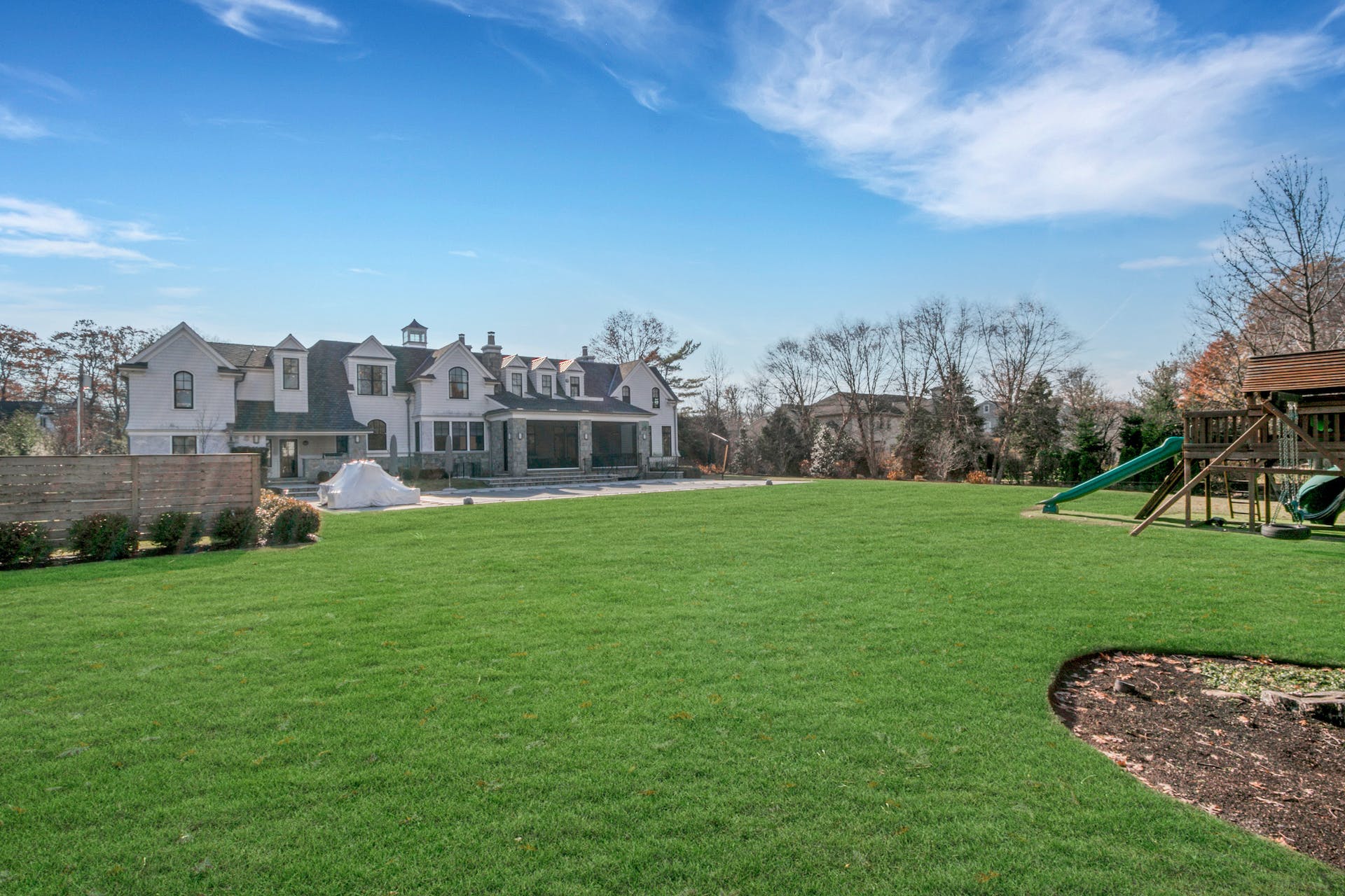 213 Buckingham Road