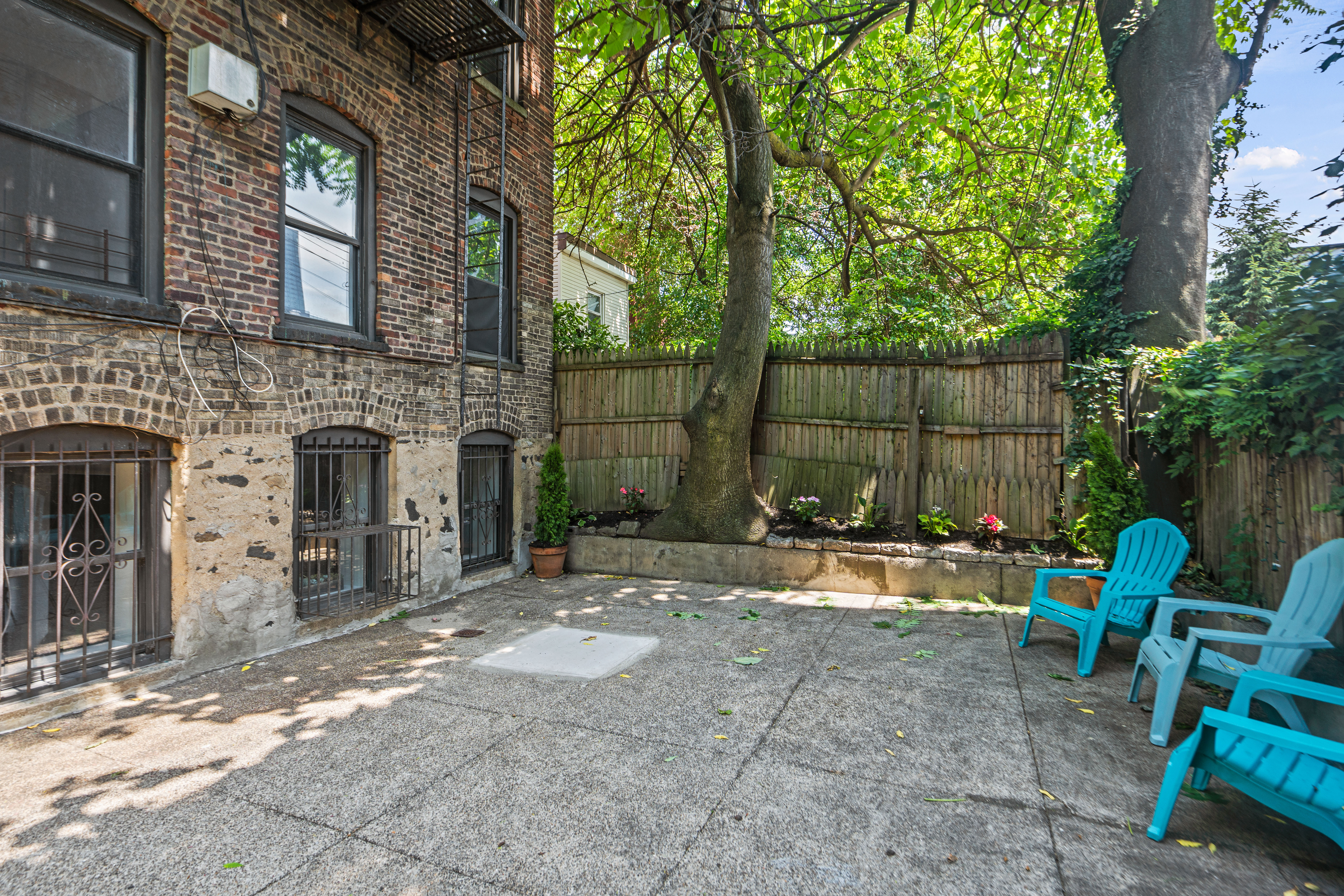 247 Montgomery St #B 