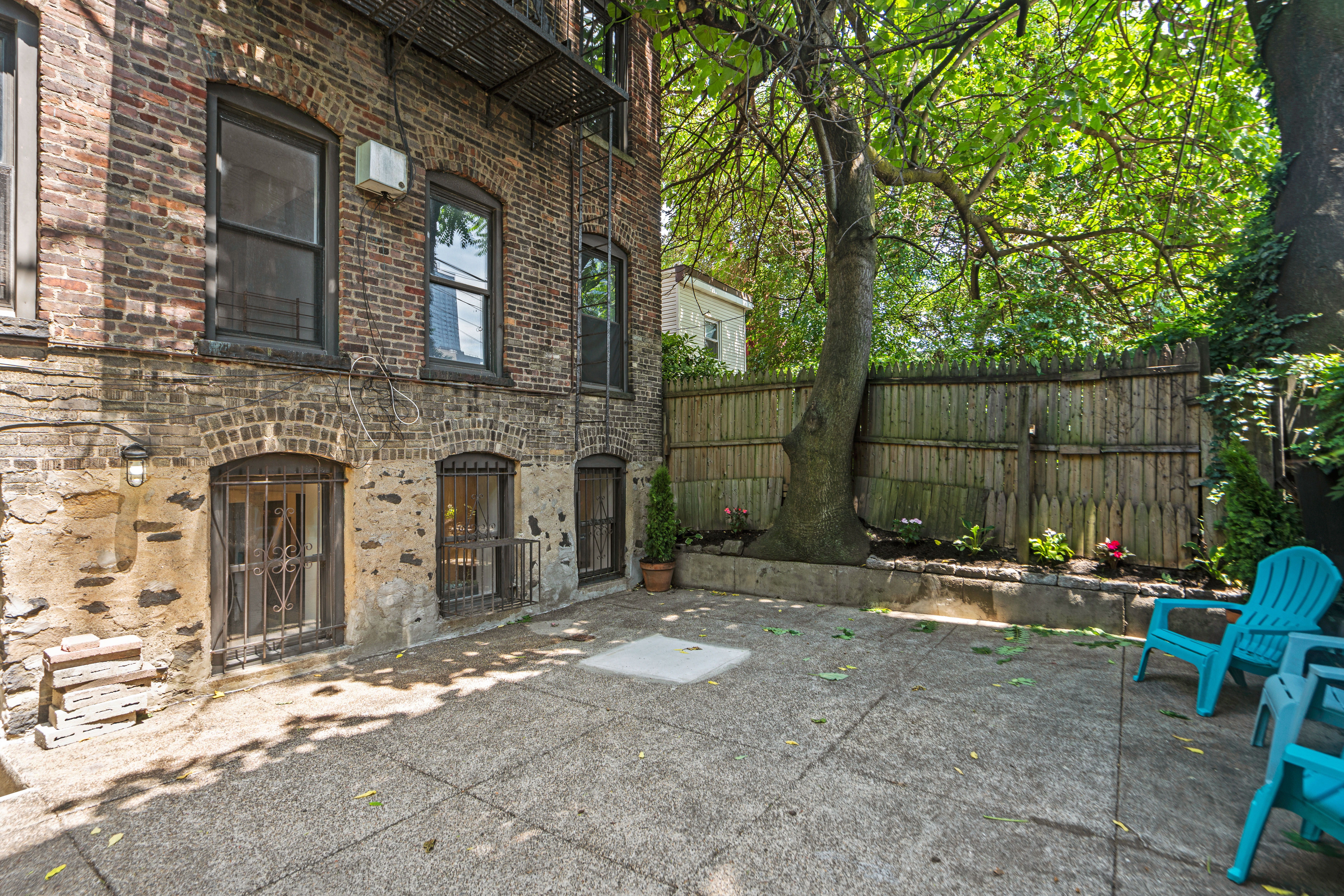 247 Montgomery St #B 