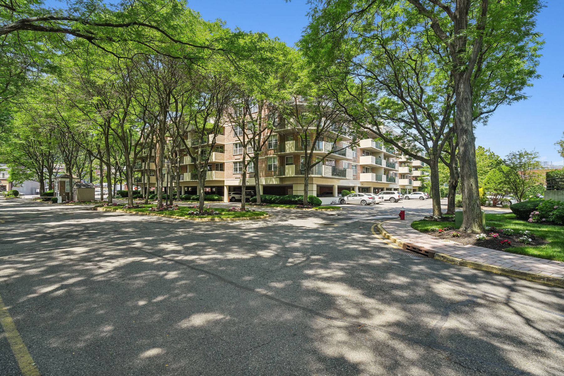 200 Grand Cove Way Unit# PH-5B