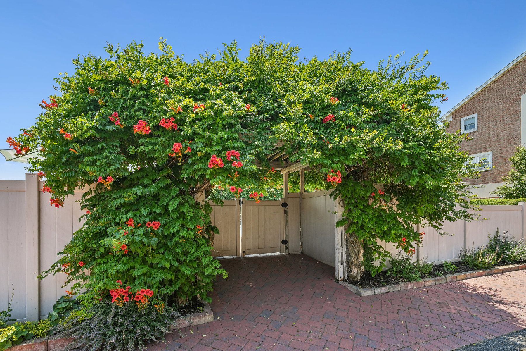 200 Grand Cove Way Unit# PH-5B