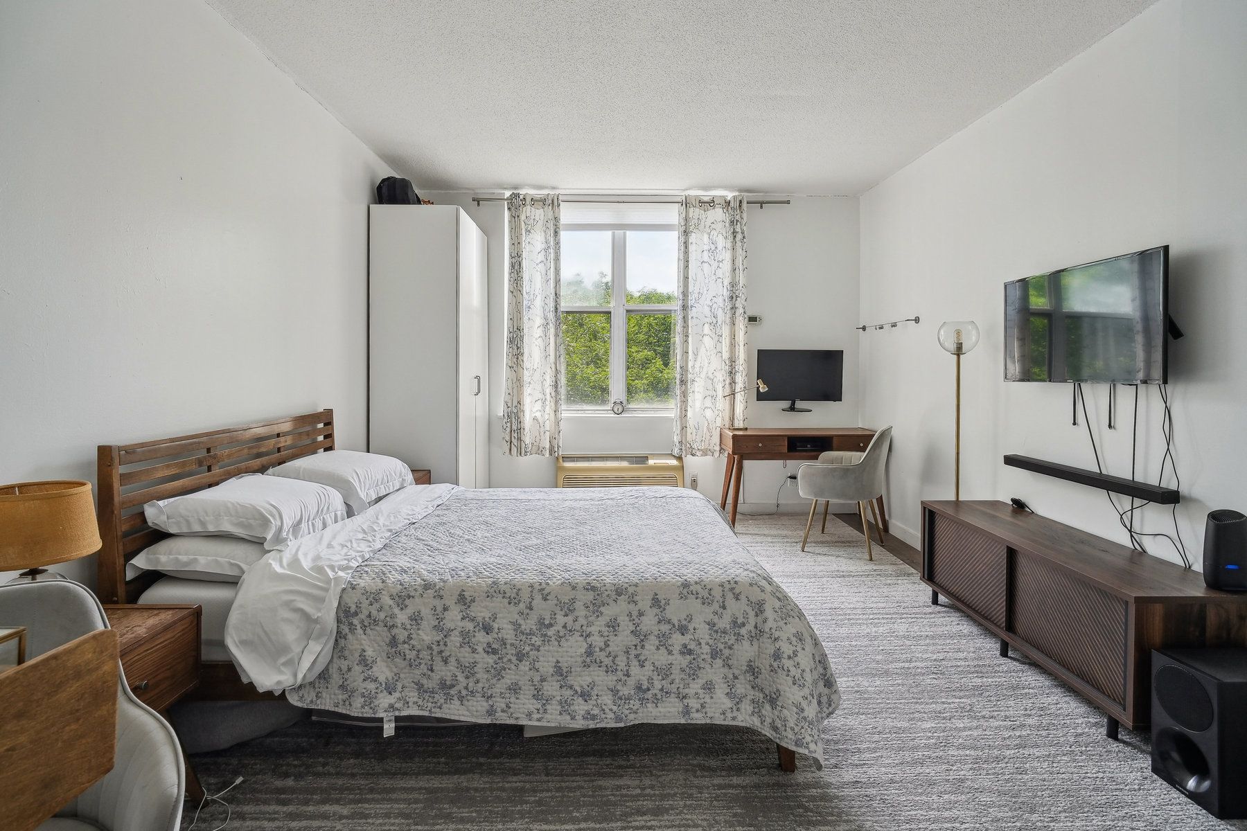 200 Grand Cove Way Unit# PH-5B