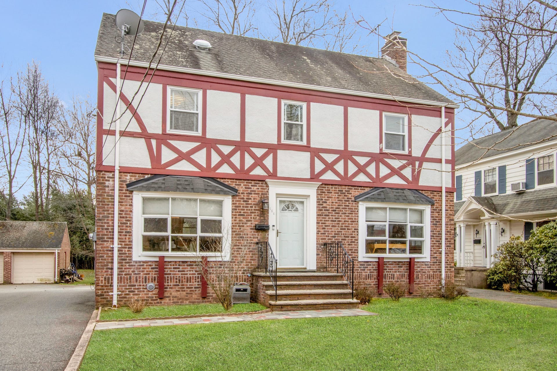 164 West Hudson Avenue
