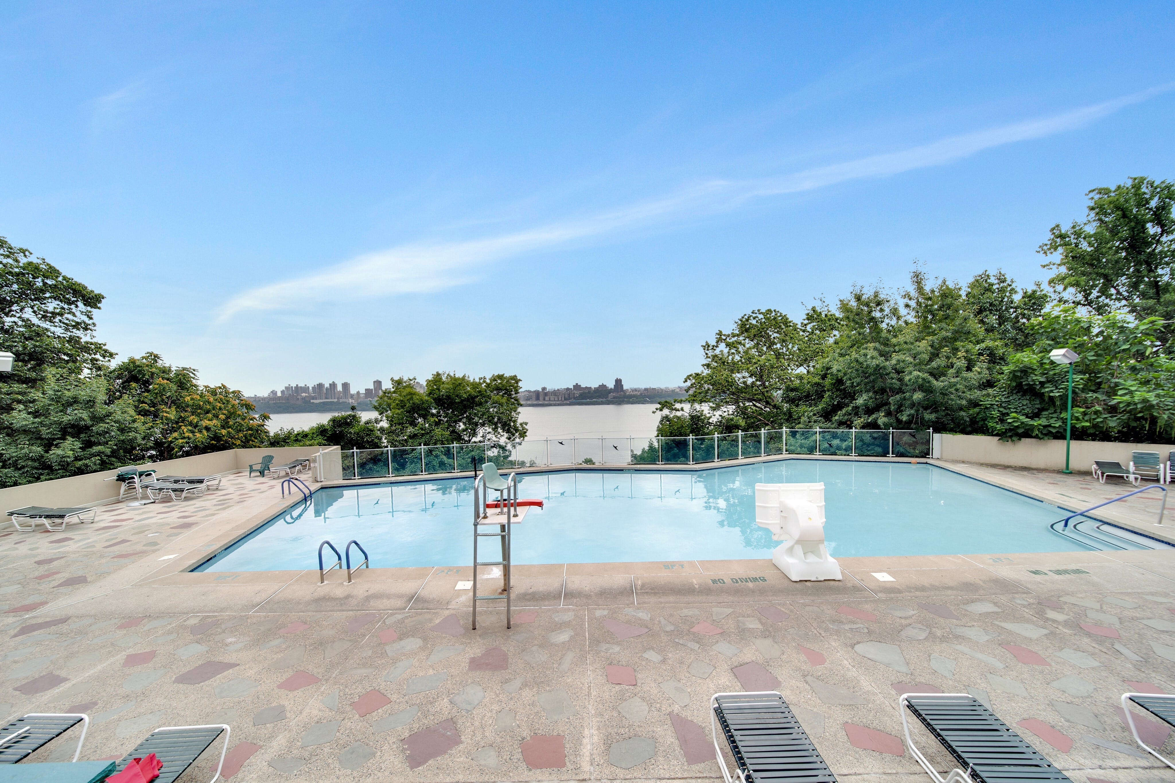 6 Horizon Road Unit# 410