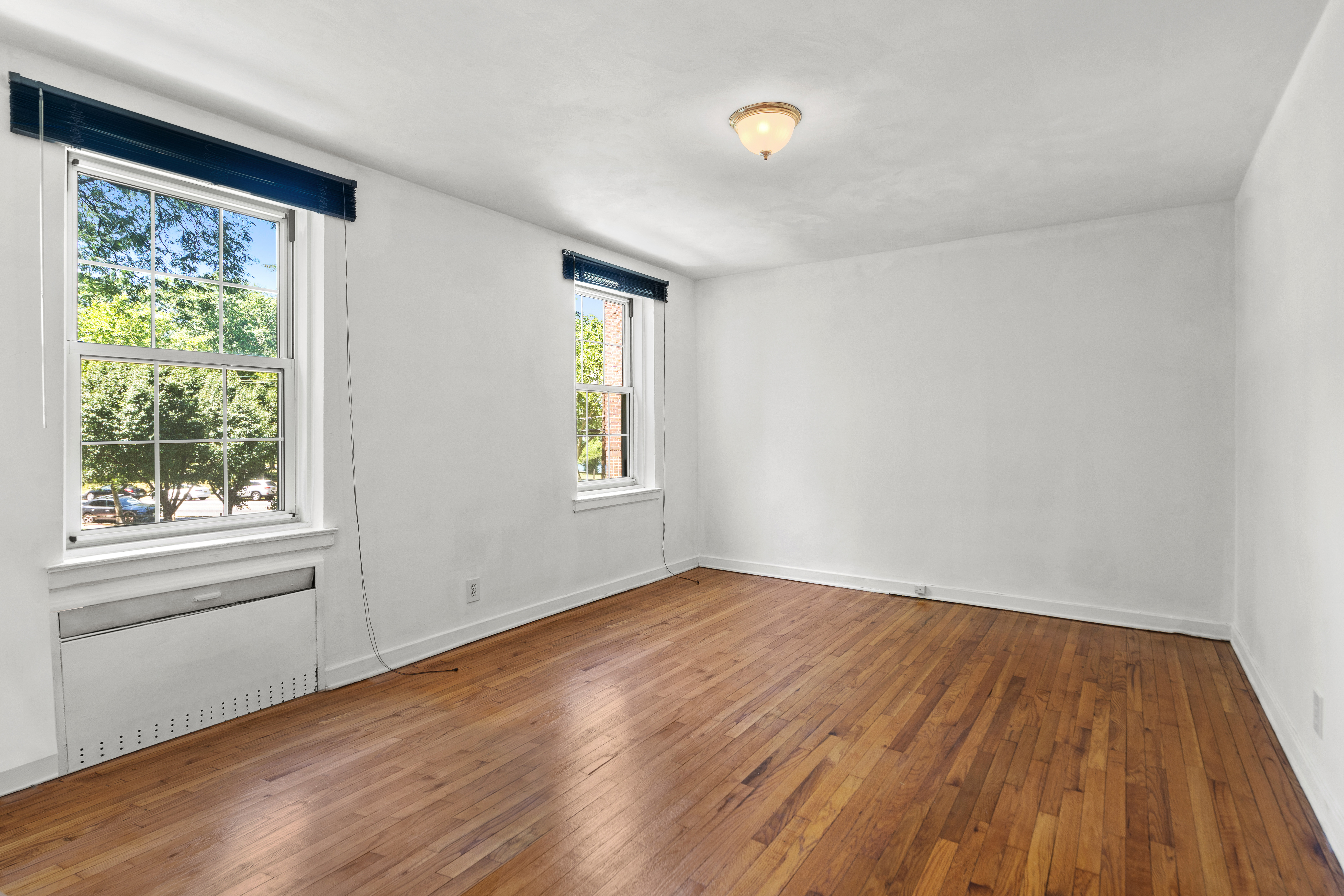 8700 Blvd East #2H 