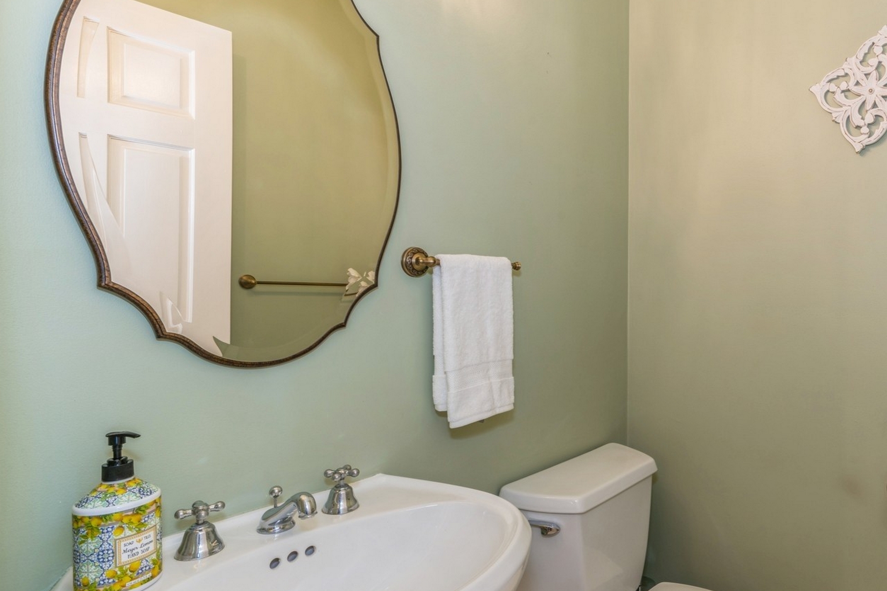 204 Shearwater Ct West Unit# 53