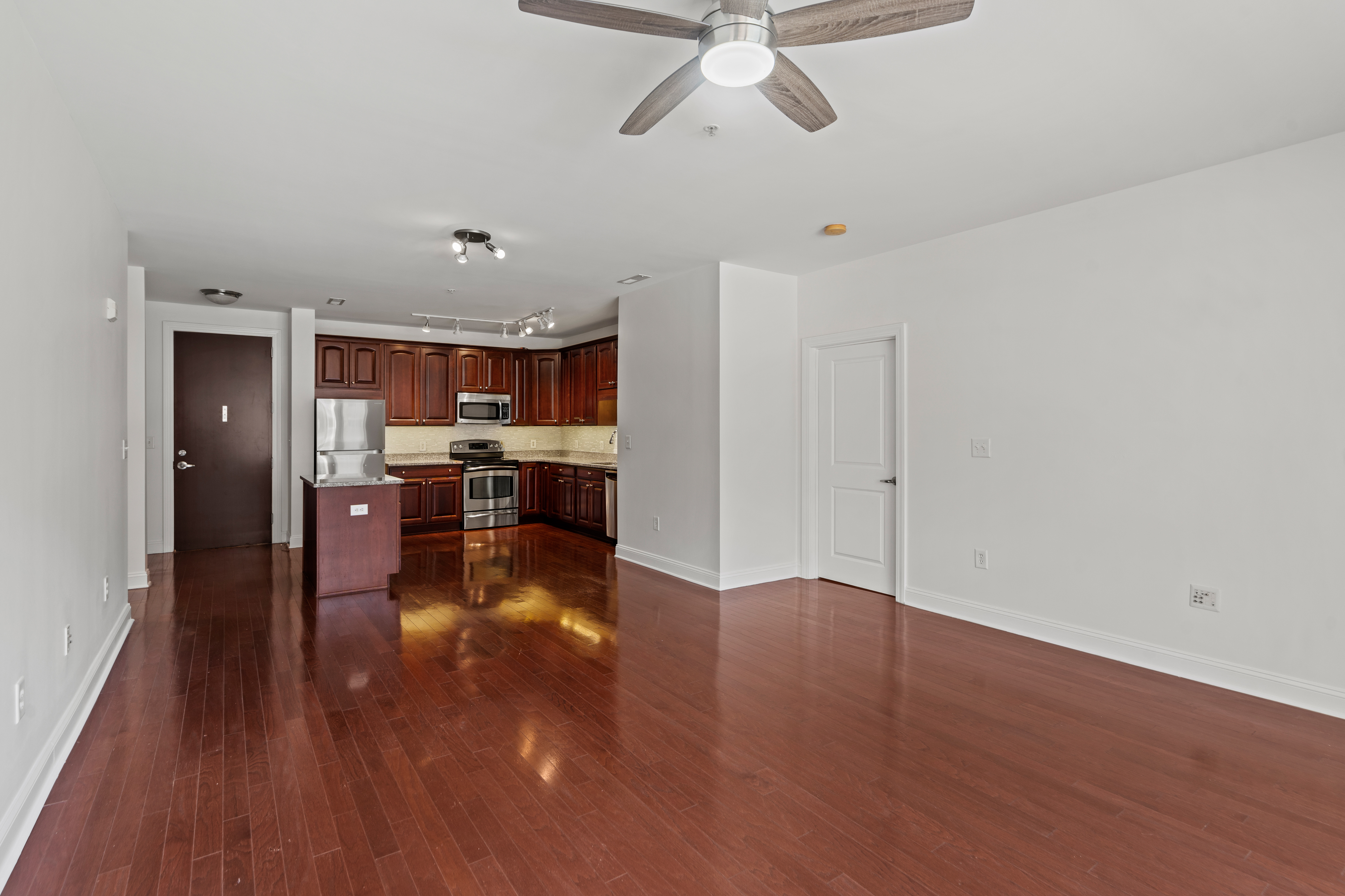 20 Avenue At Port Imperial Unit# 229