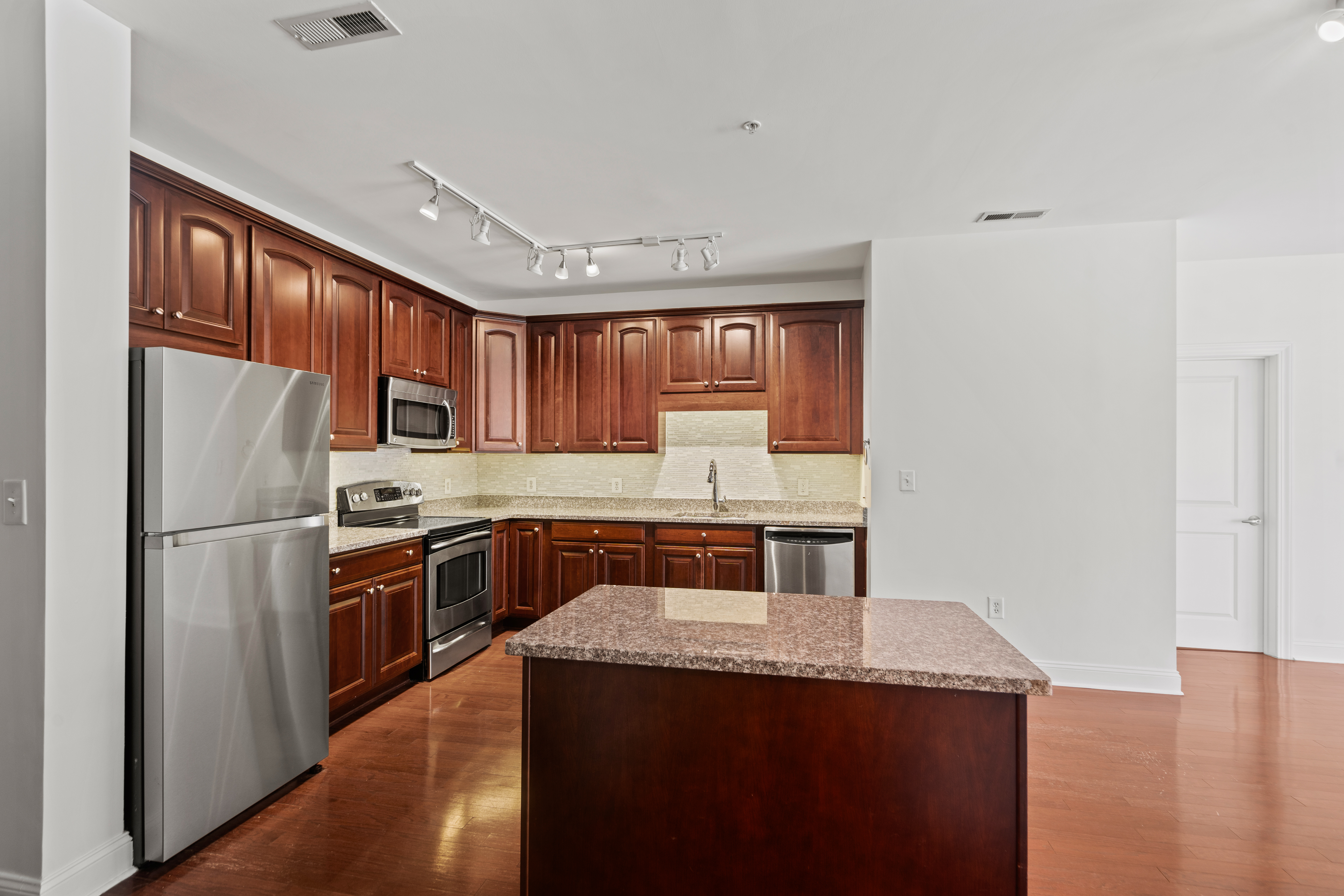 20 Avenue At Port Imperial Unit# 229