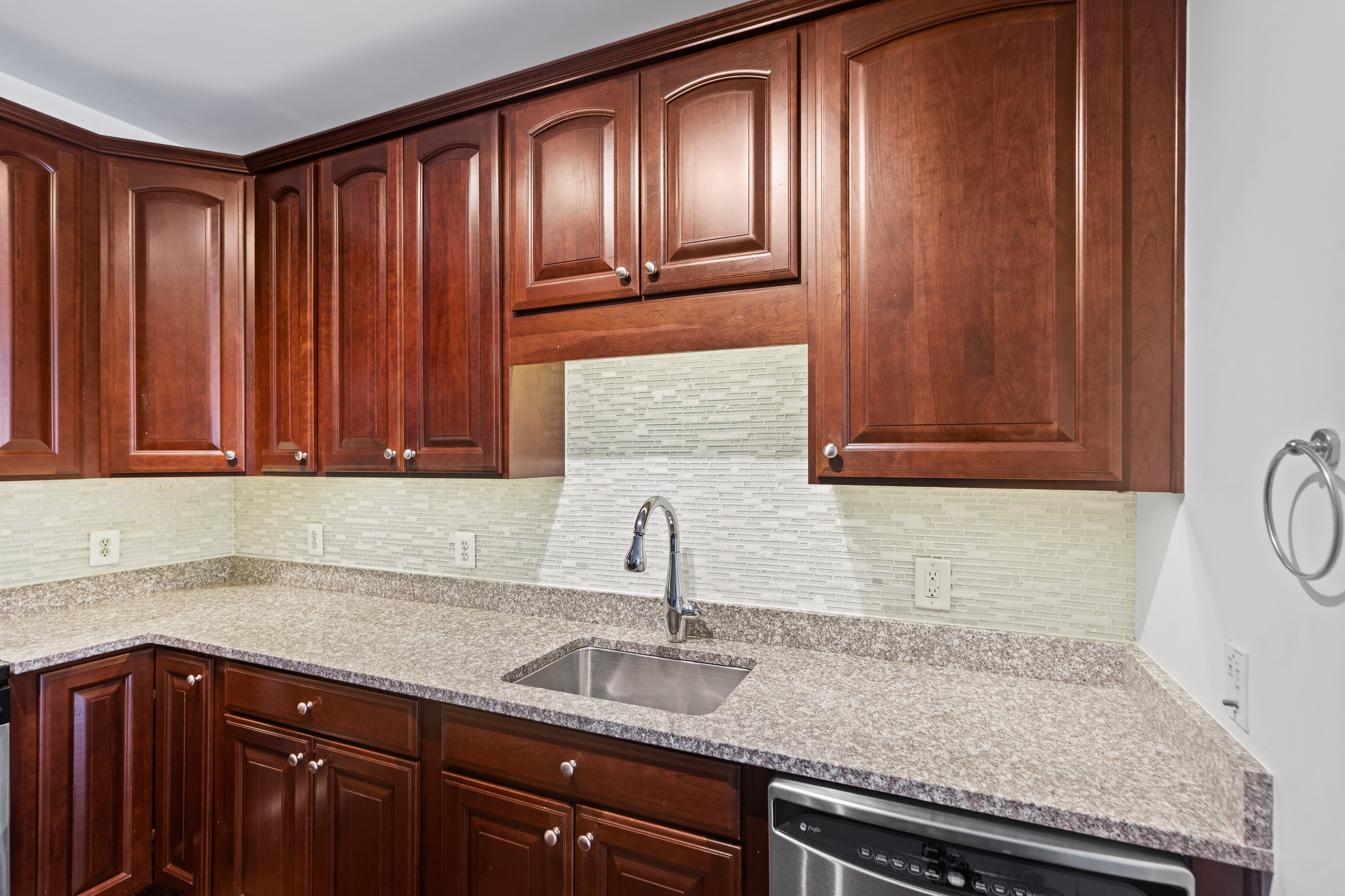 20 Avenue At Port Imperial Unit# 229