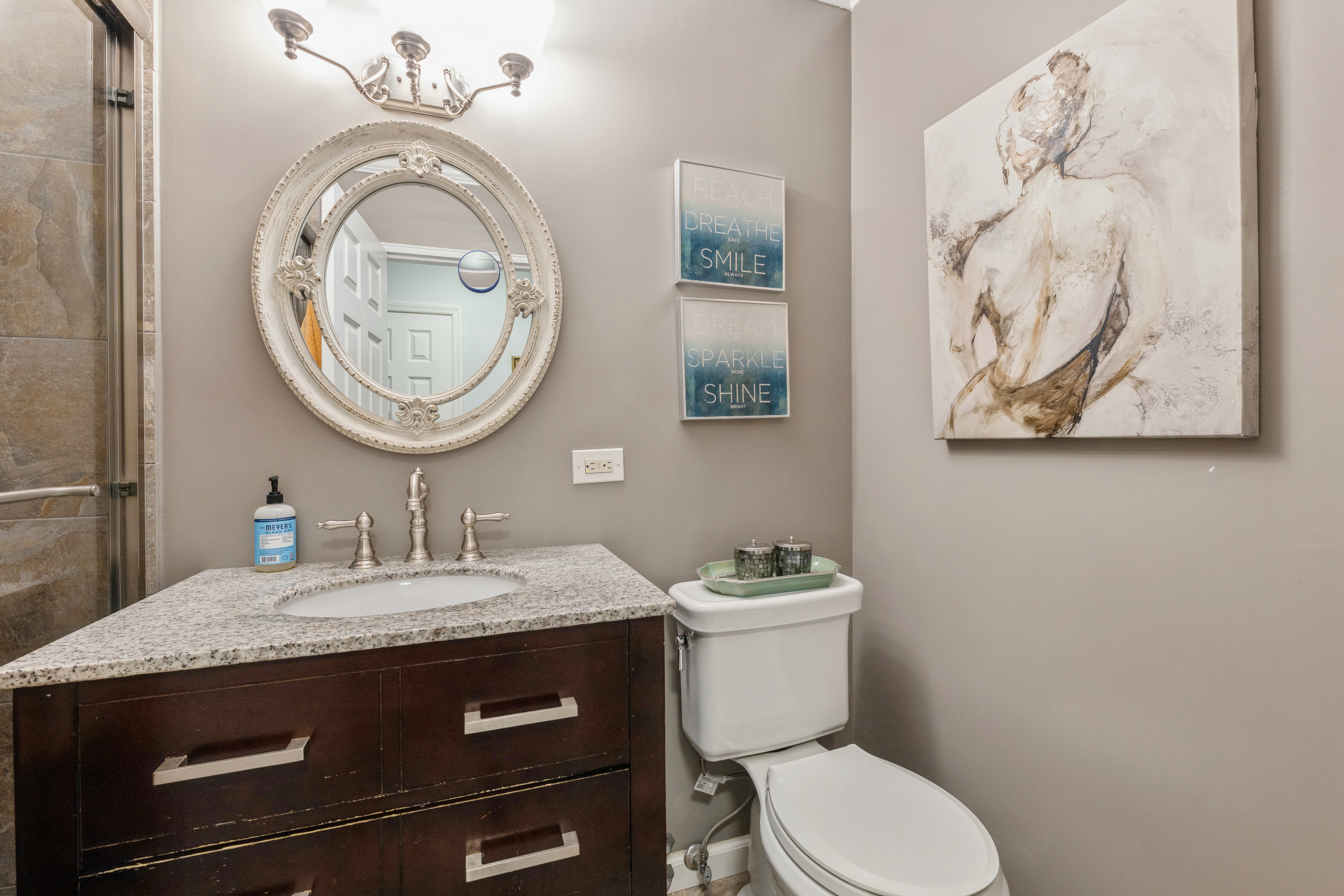 2000 Linwood Avenue Unit# 5W