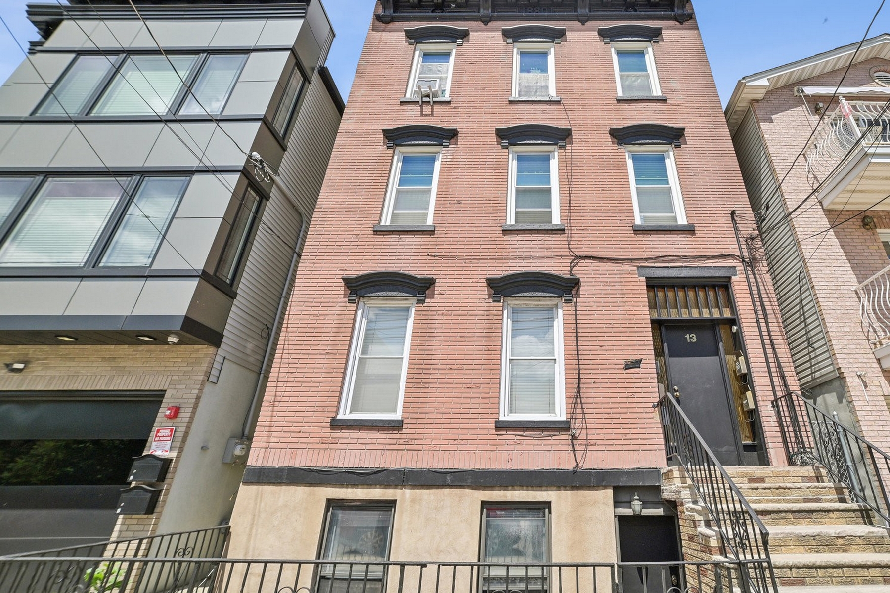 13 Cambridge Avenue 