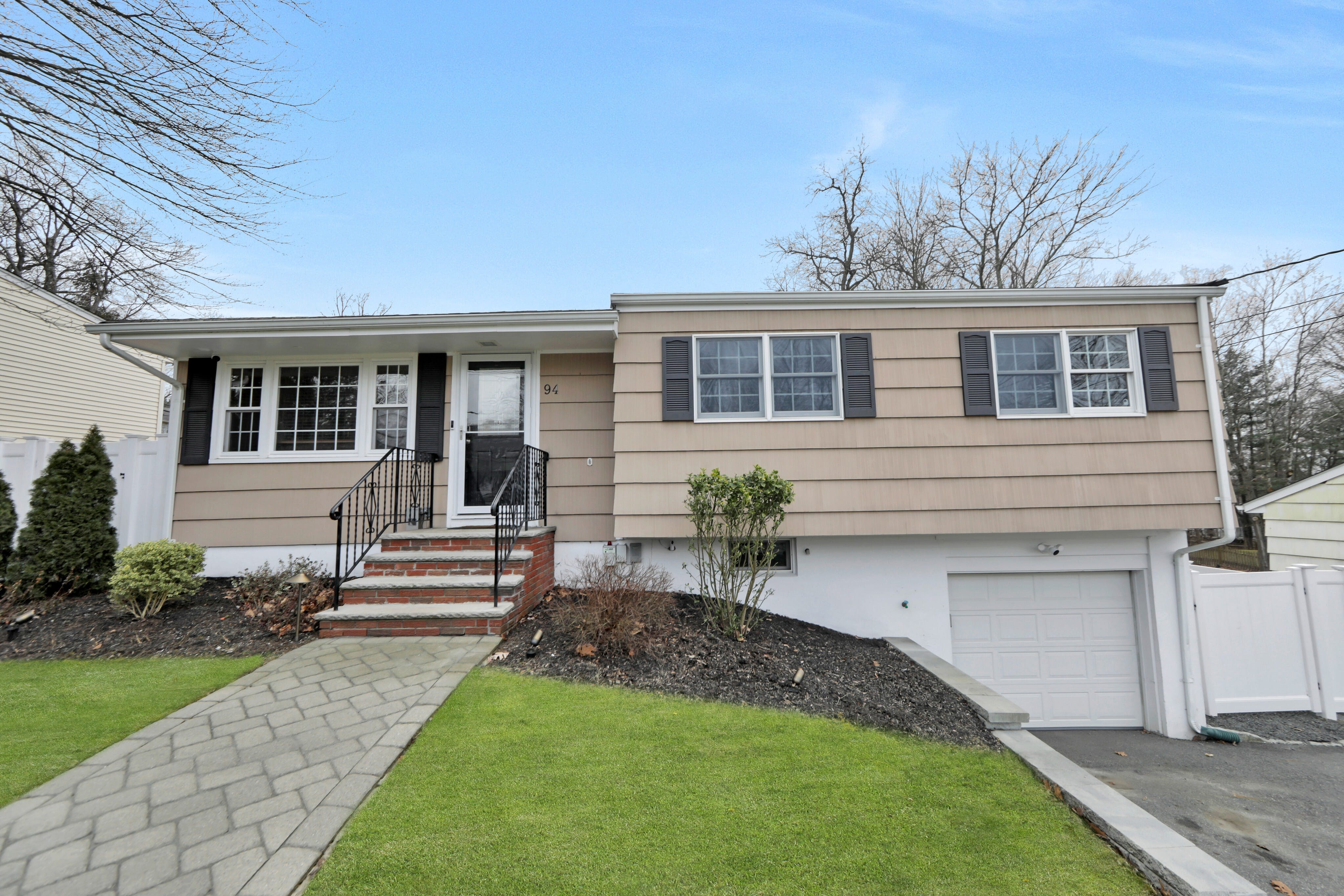 94 Yawpo Avenue 