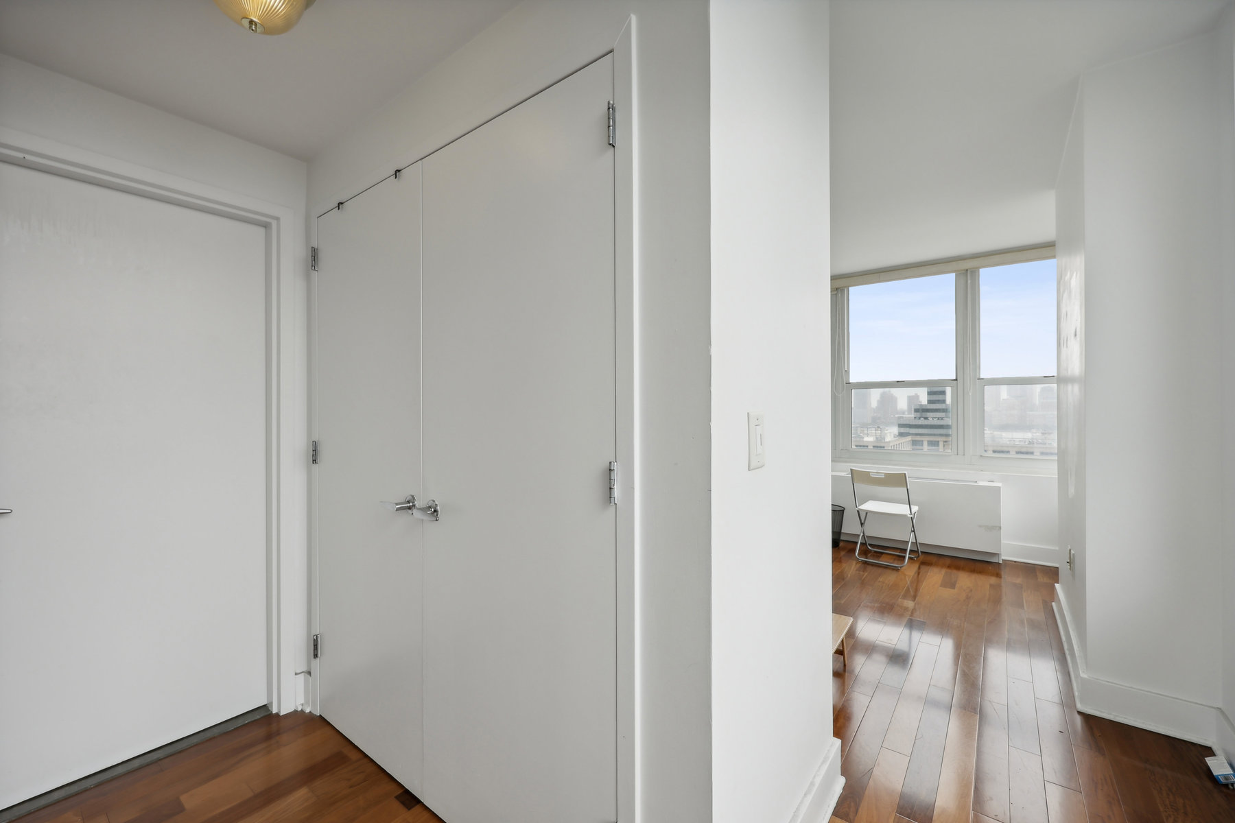 88 Morgan St Unit# 1706