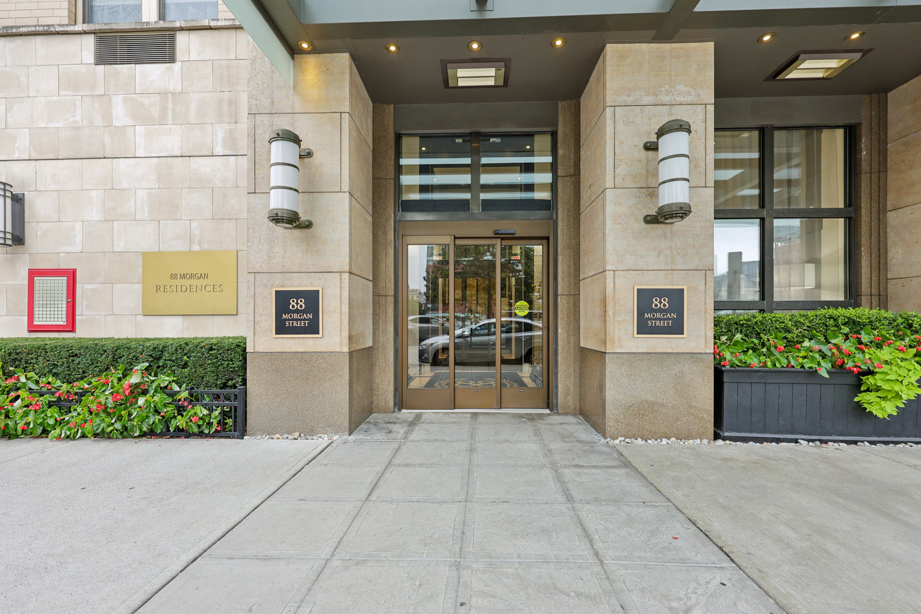 88 Morgan St Unit# 1706