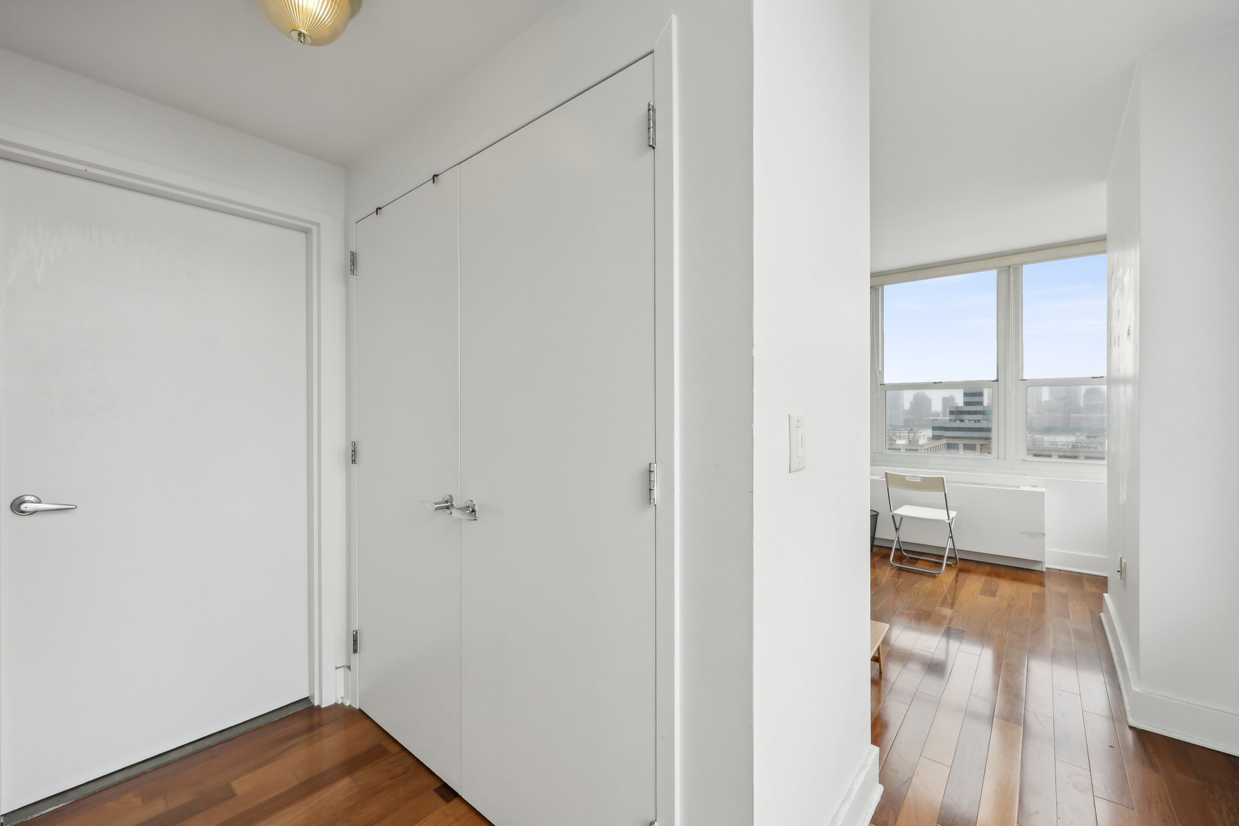 88 Morgan St Unit# 1706
