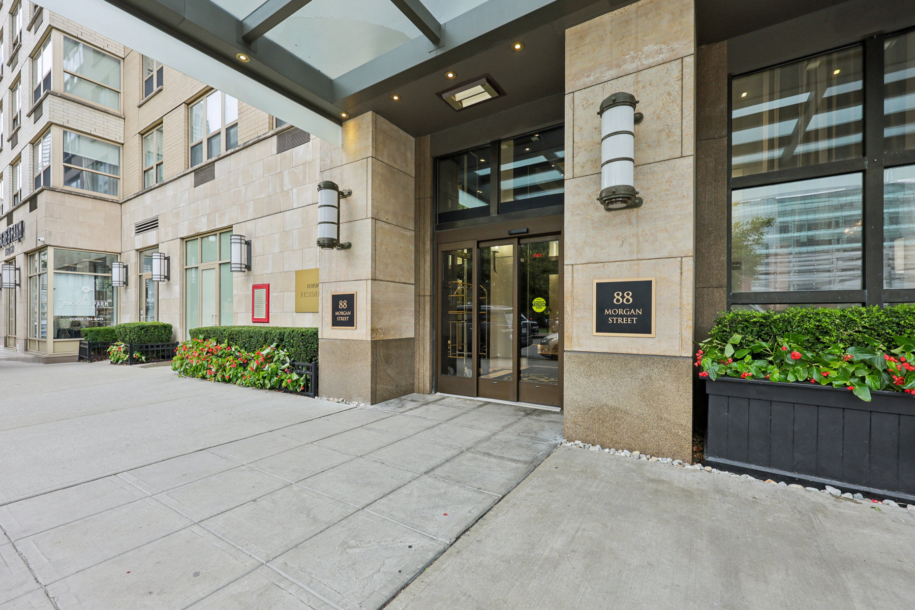 88 Morgan St Unit# 1706