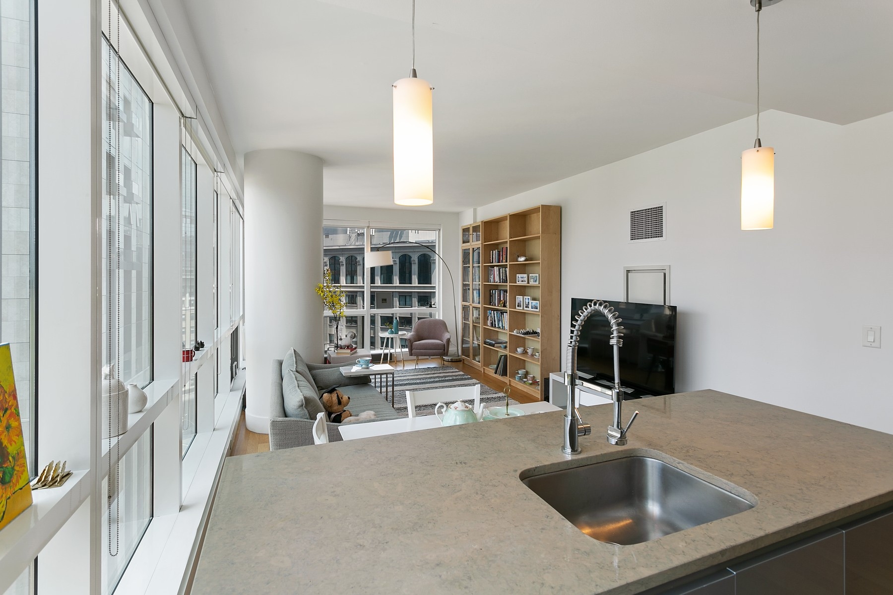 77 Hudson St Unit# 1403