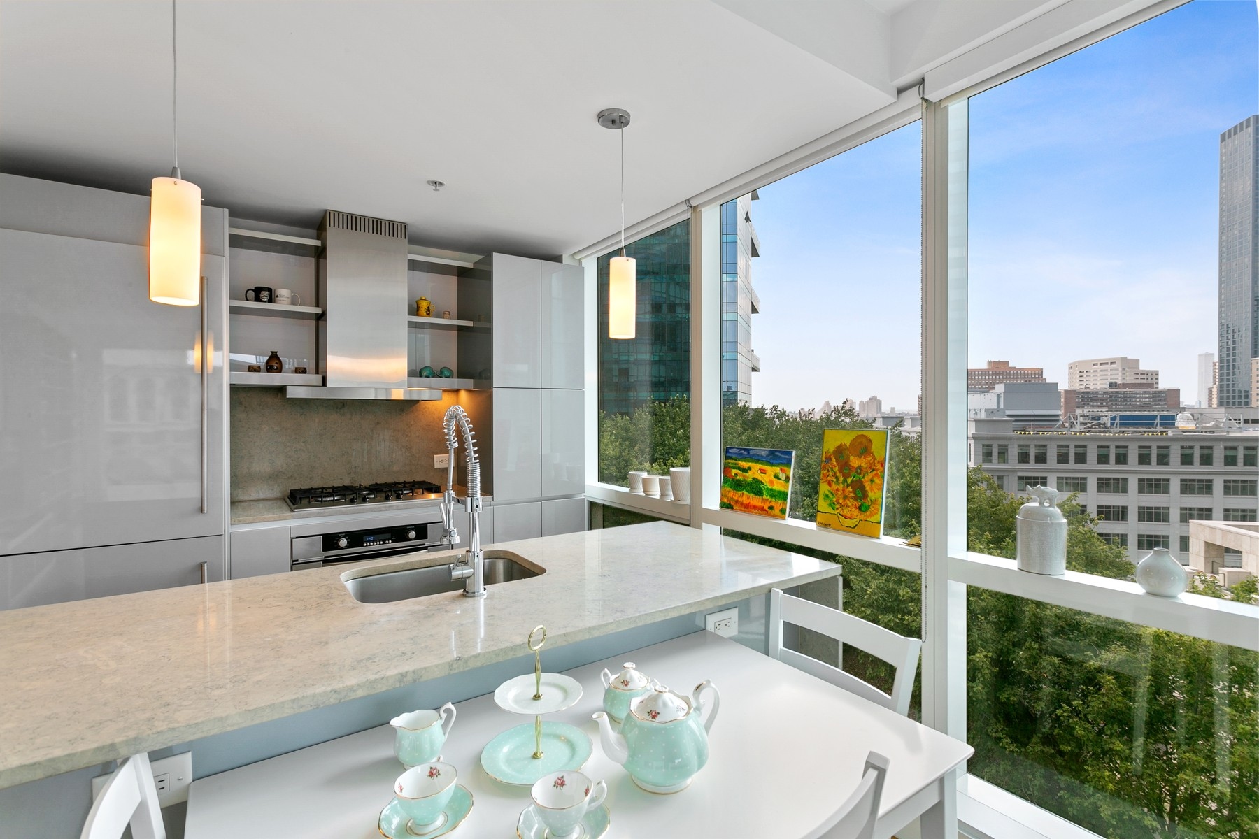 77 Hudson St Unit# 1403