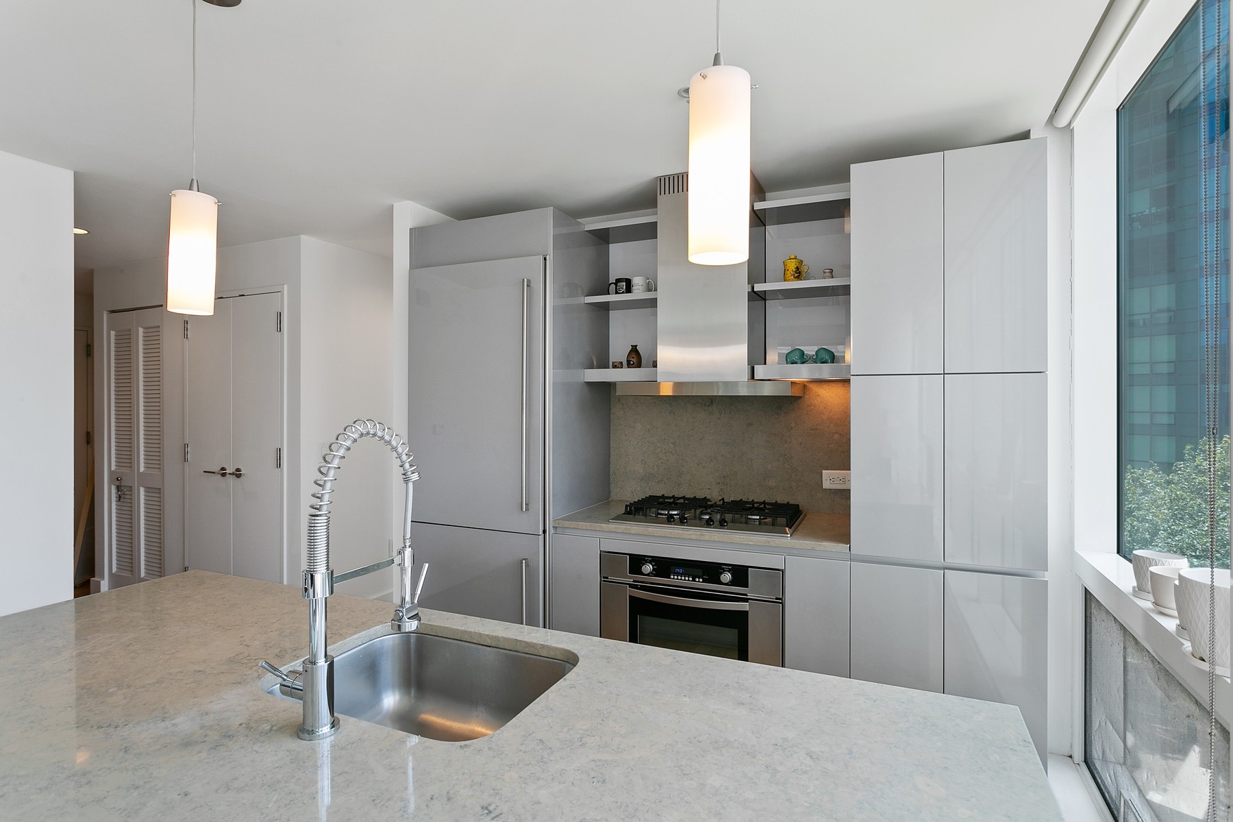 77 Hudson St Unit# 1403