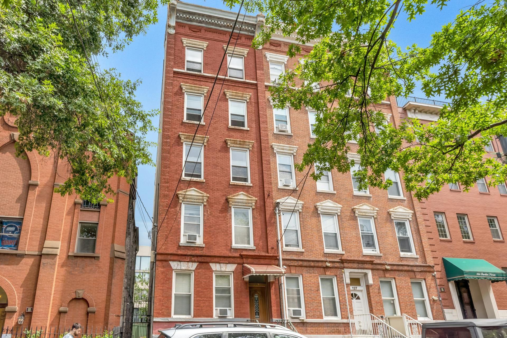 129 Garden Street 