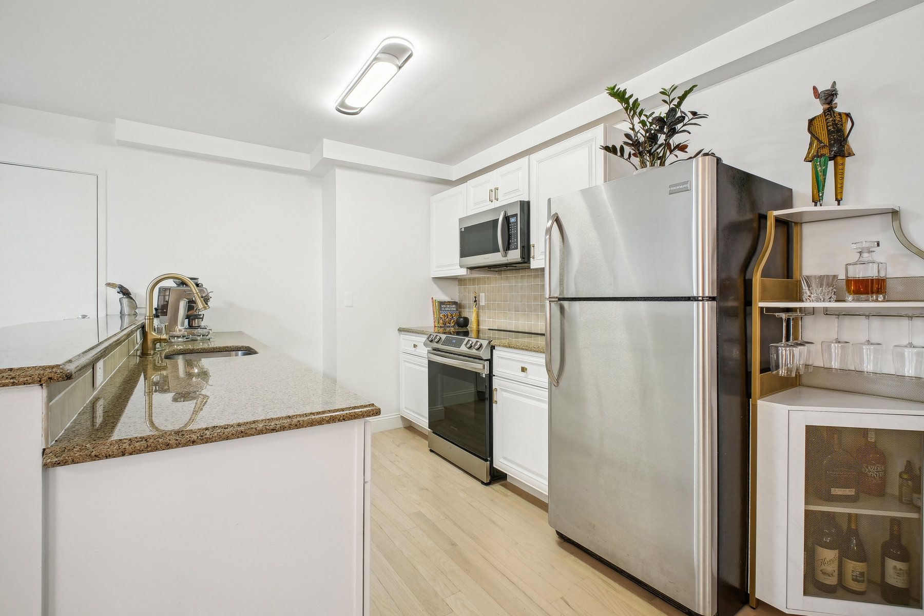 2520 John F. Kennedy Boulevard, #1J 