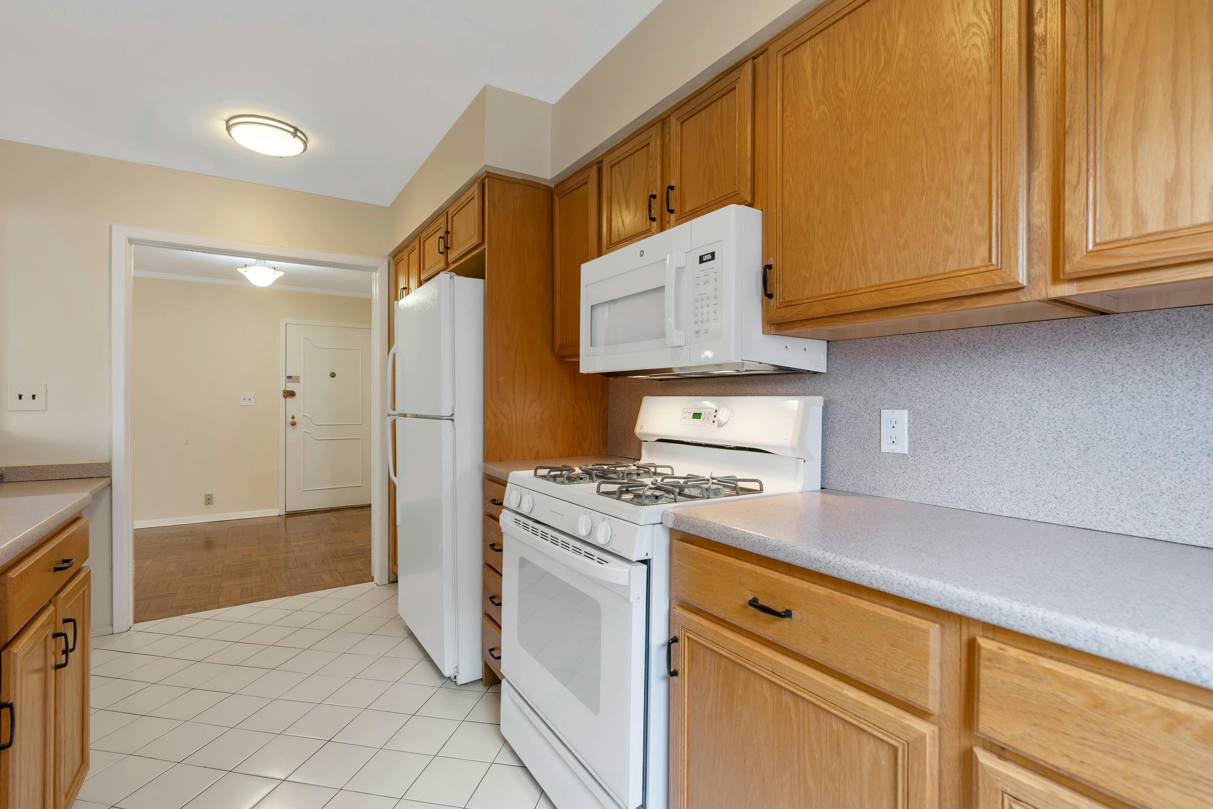 280 Prospect Avenue Unit# 8O