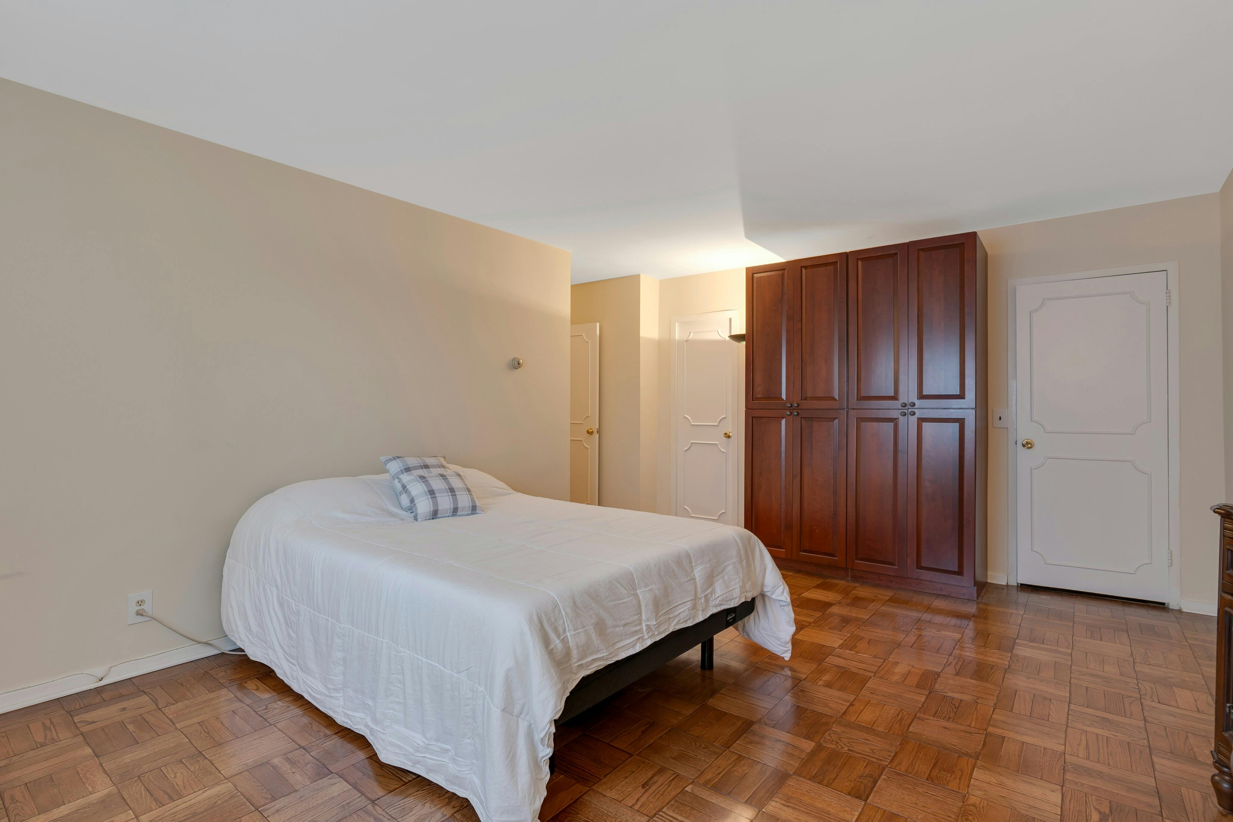 280 Prospect Avenue Unit# 8O