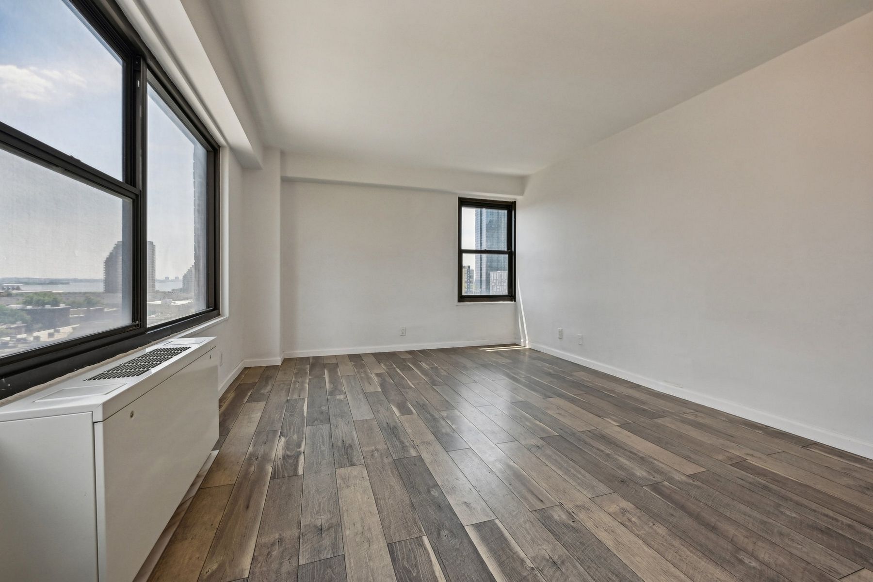 135 Montgomery St Unit# 13A