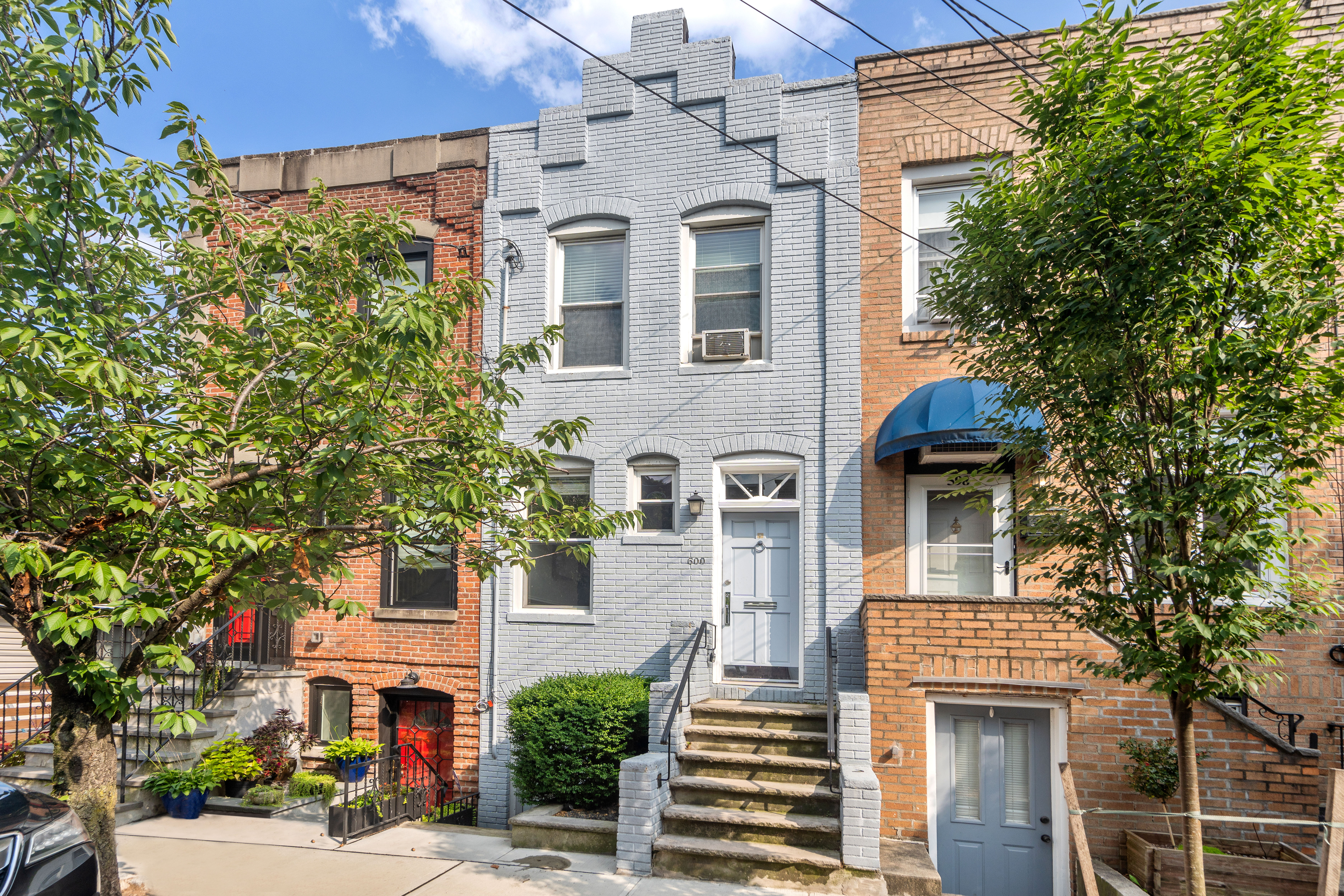 600 Gregory Ave 