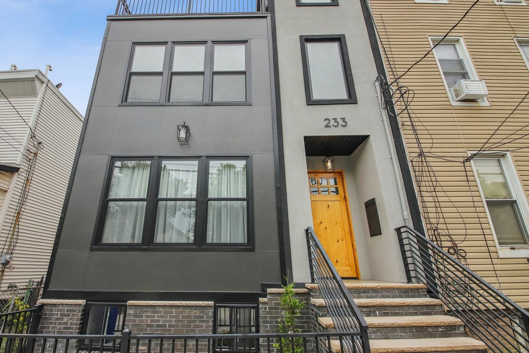 233 Whiton St 