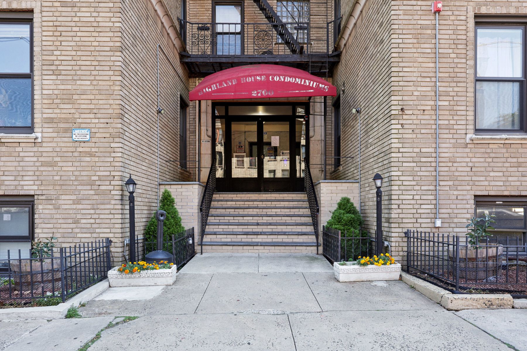 2700 Kennedy Blvd Unit# 105