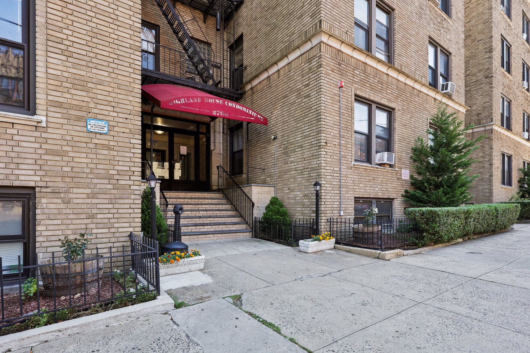 2700 Kennedy Blvd Unit# 105