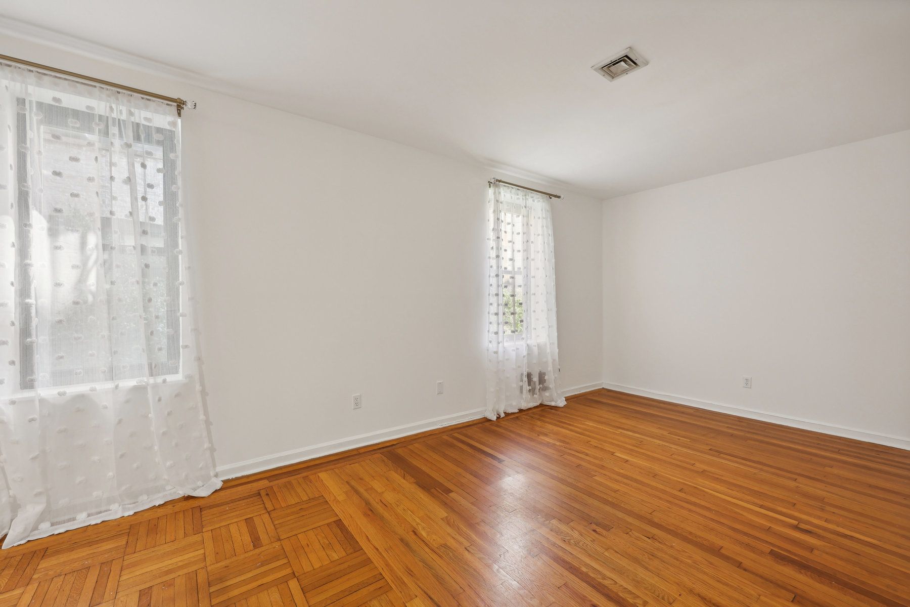 2700 Kennedy Blvd Unit# 105