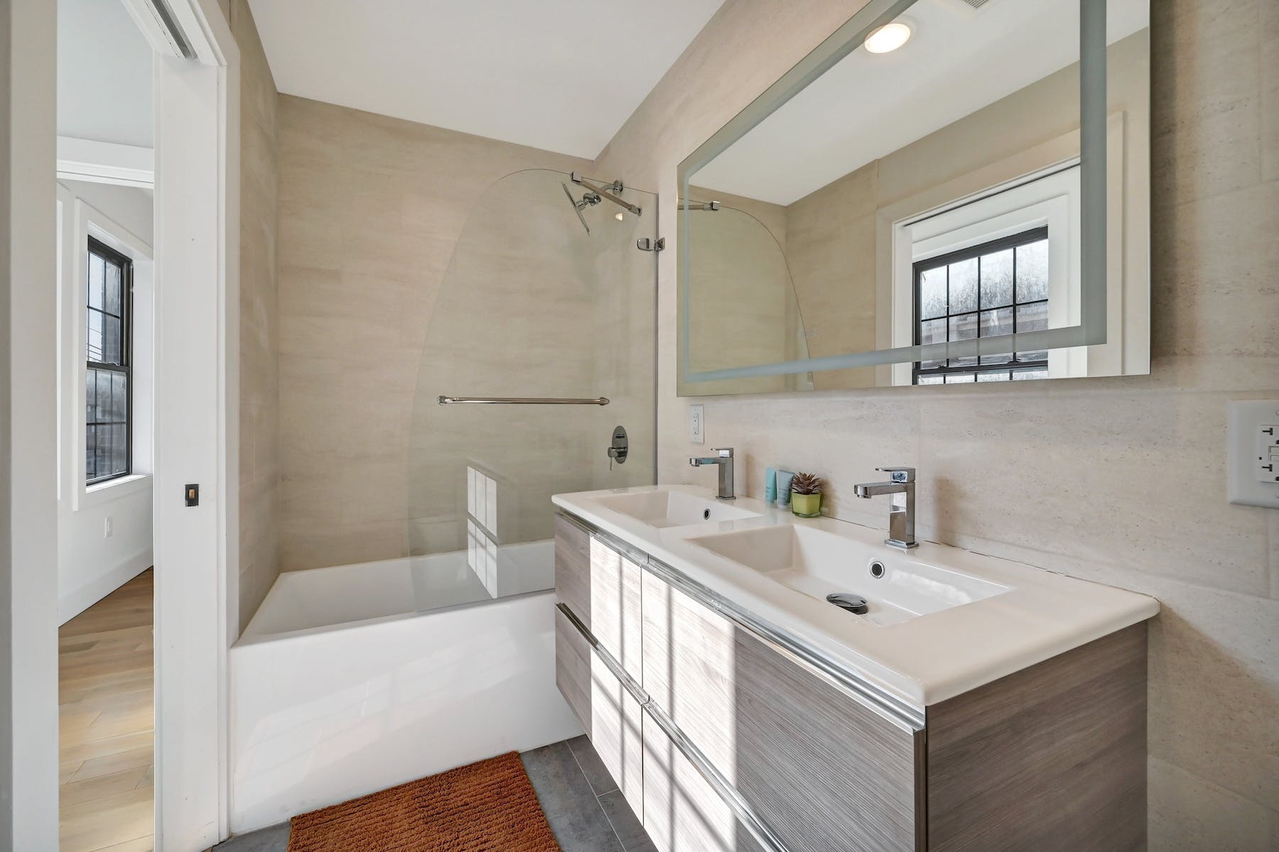 122 New York Avenue, #302 