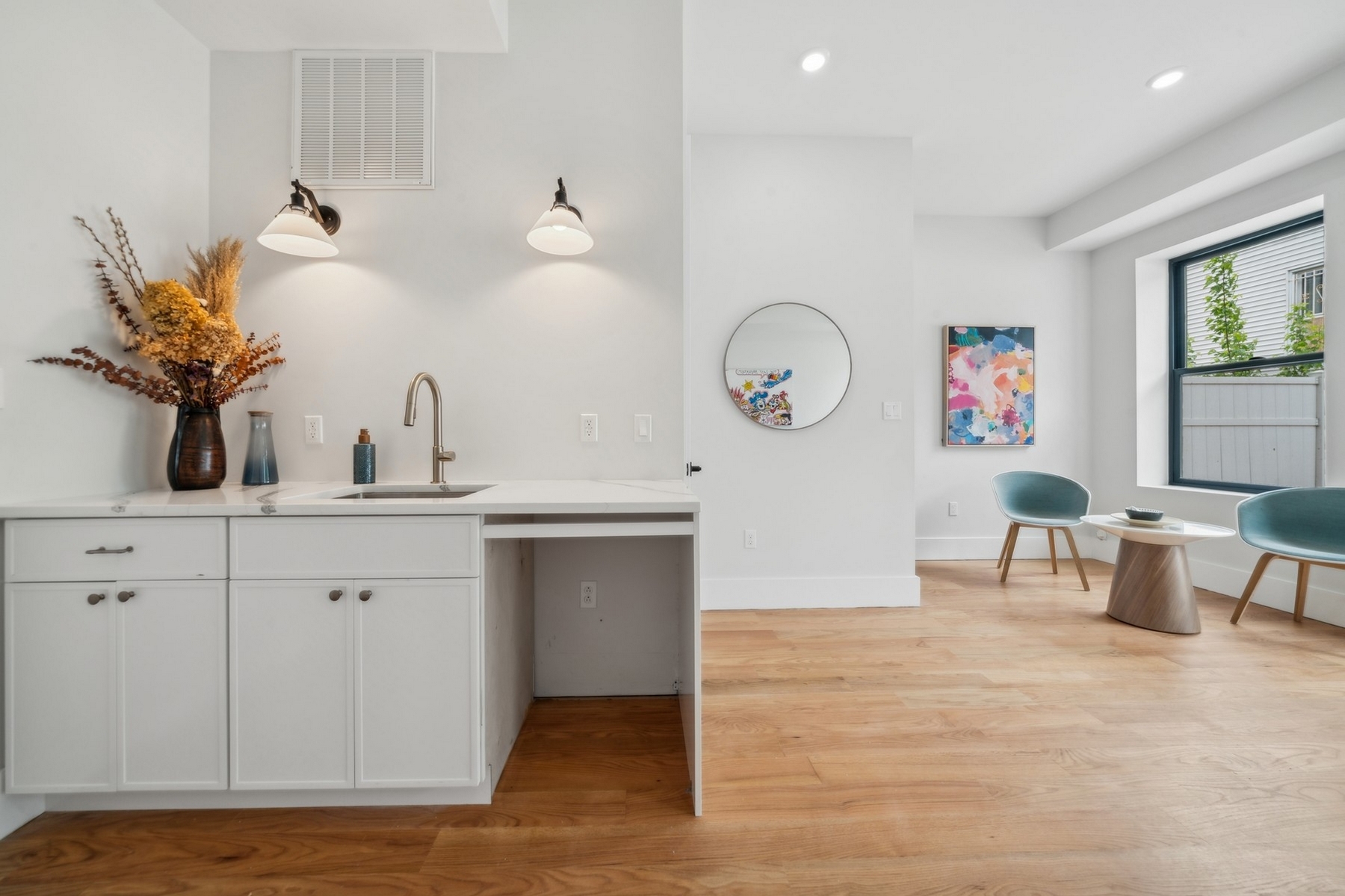 104 Zabriskie St Unit# 1