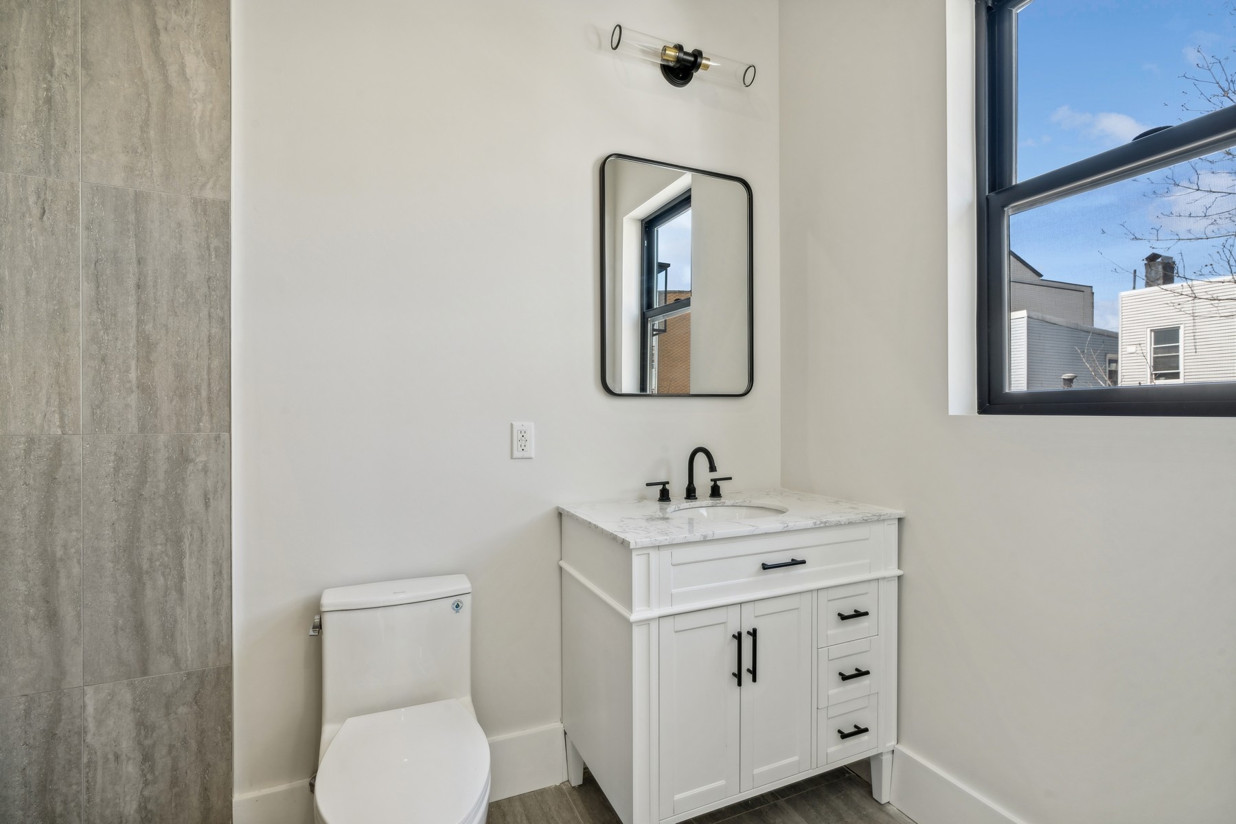 104 Zabriskie St Unit# 1