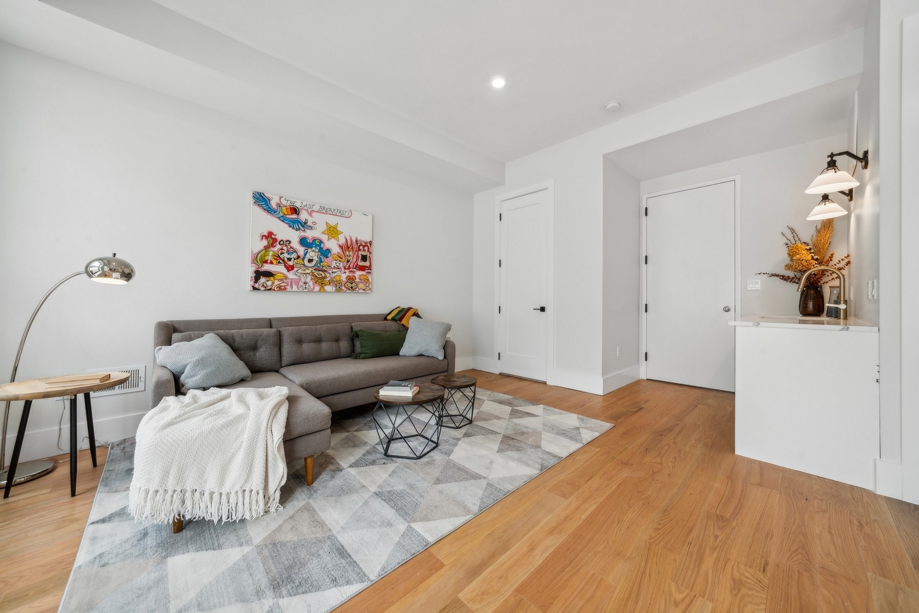 104 Zabriskie St Unit# 1