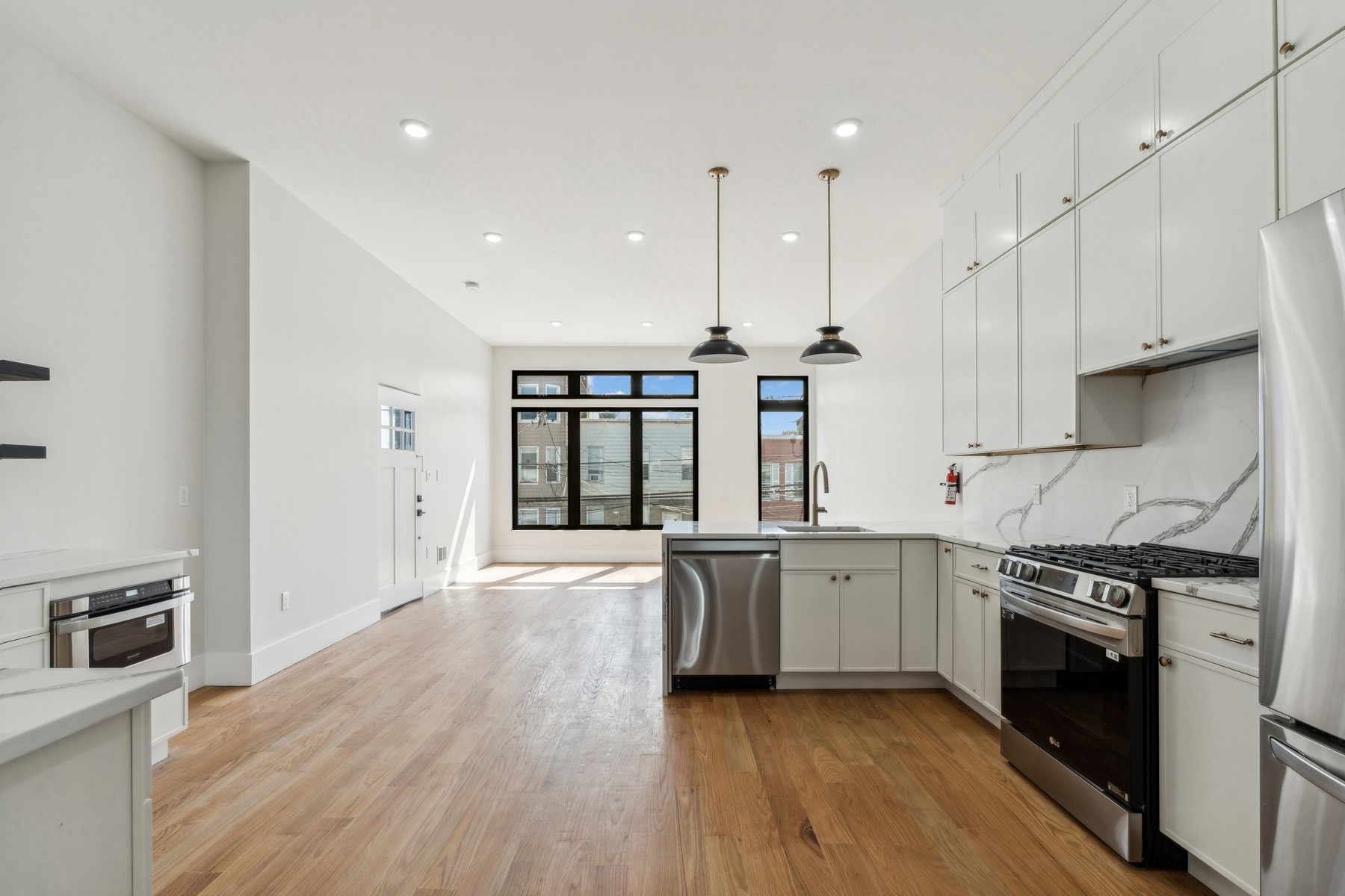 104 Zabriskie St Unit# 1