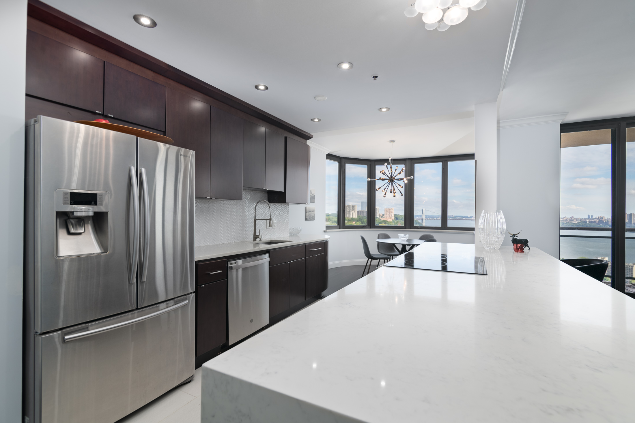 100 Carlyle Drive #16MN 