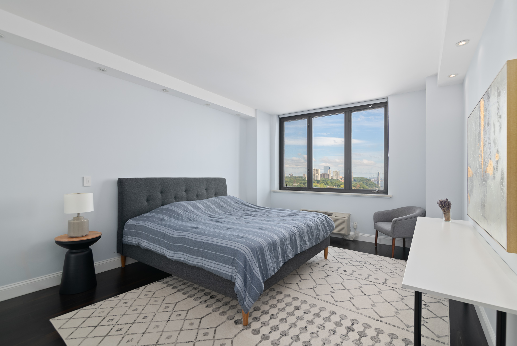 100 Carlyle Drive #16MN 