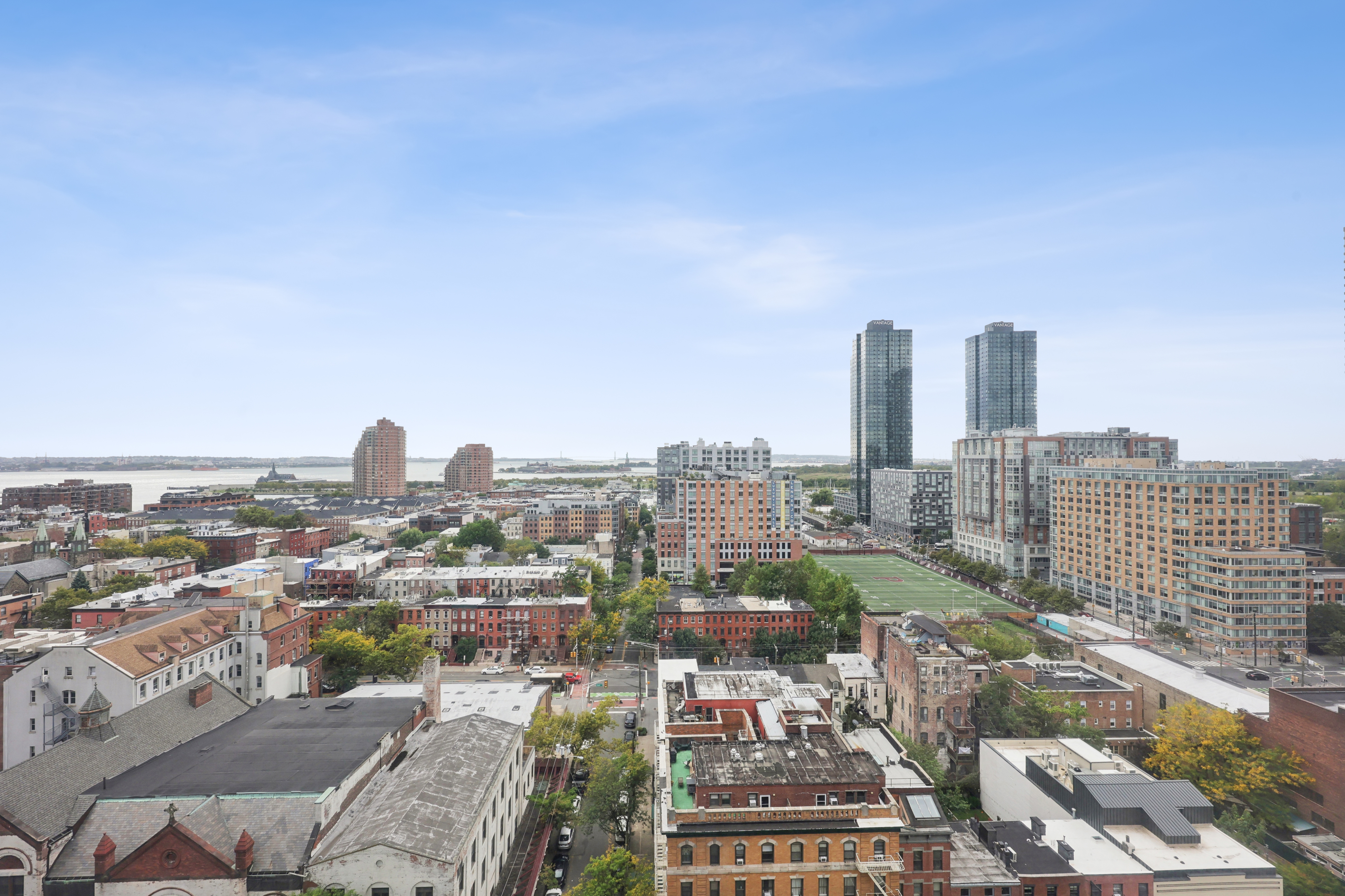 135 Montgomery Street #19F