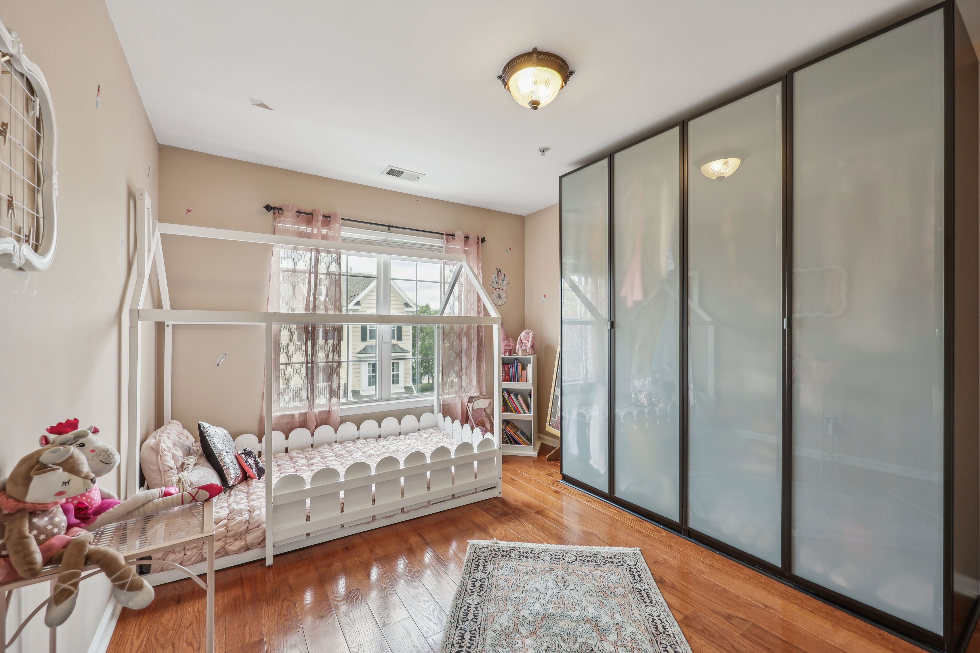 24 Maritime Way 