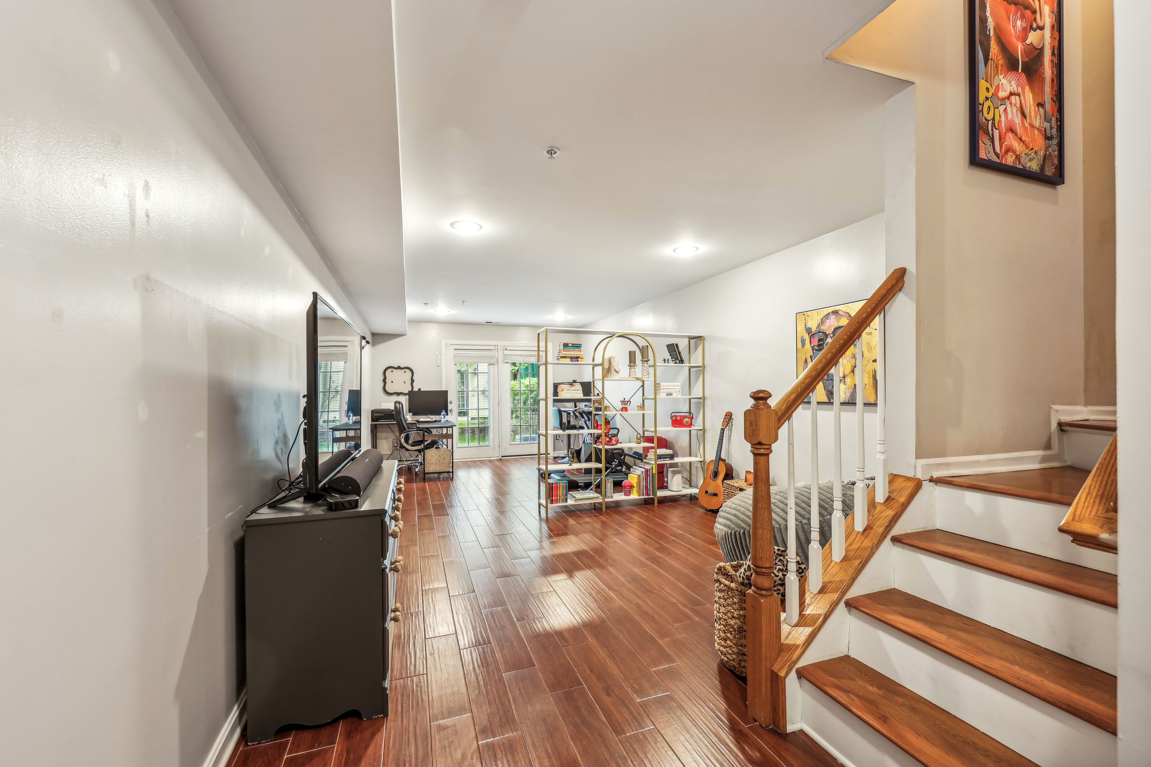 24 Maritime Way 
