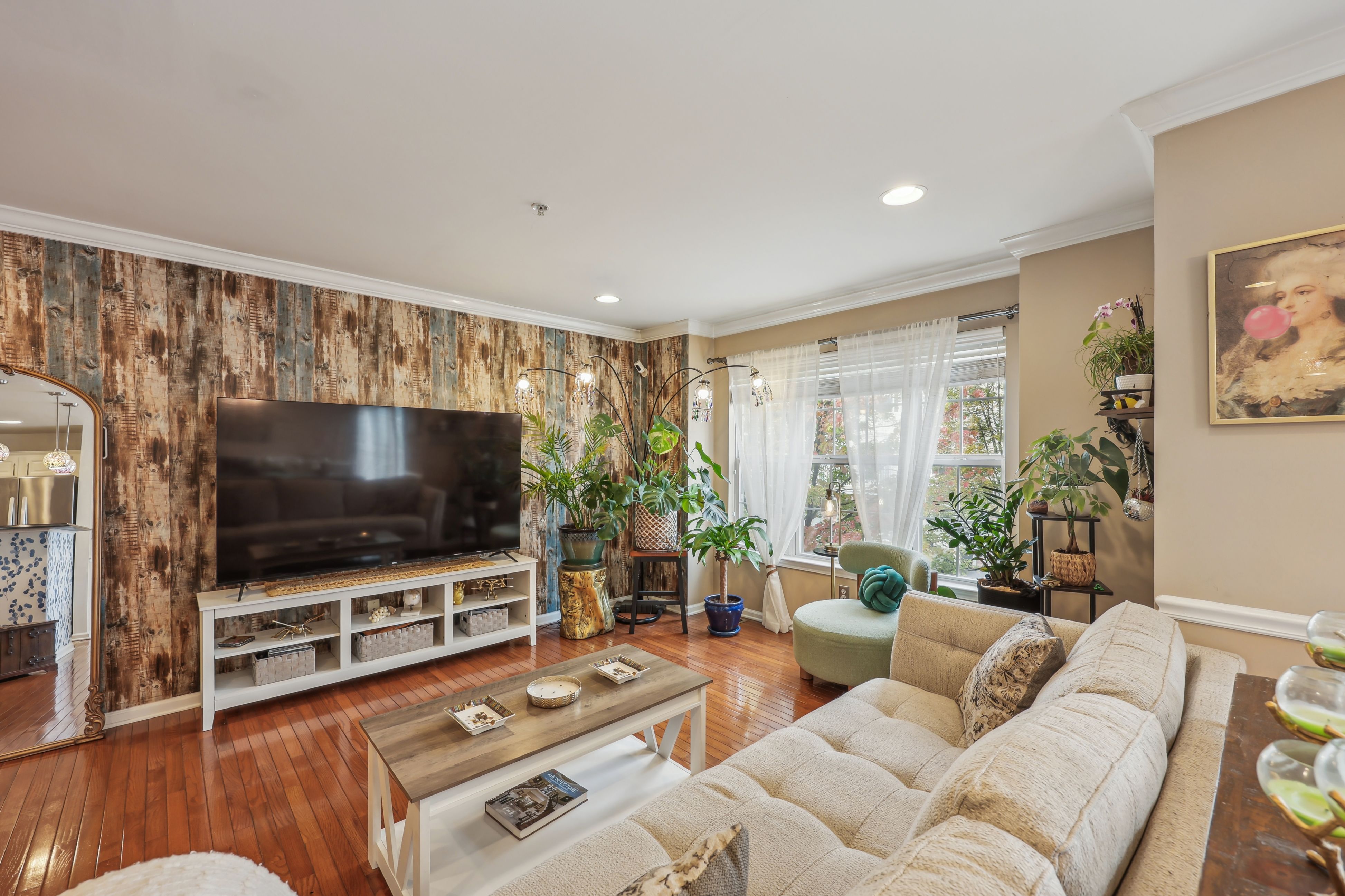 24 Maritime Way 
