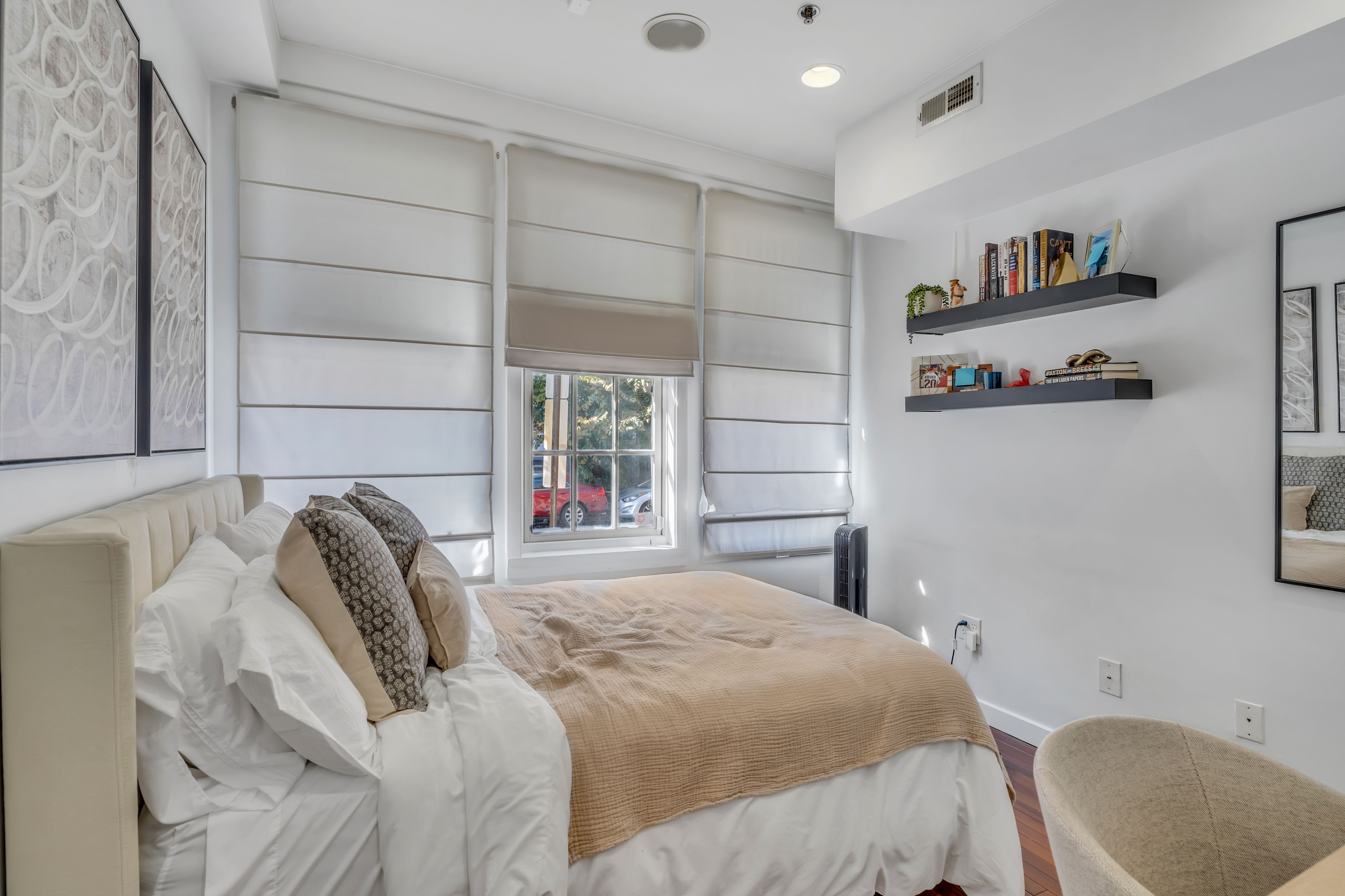 221 Willow Ave  #1L 