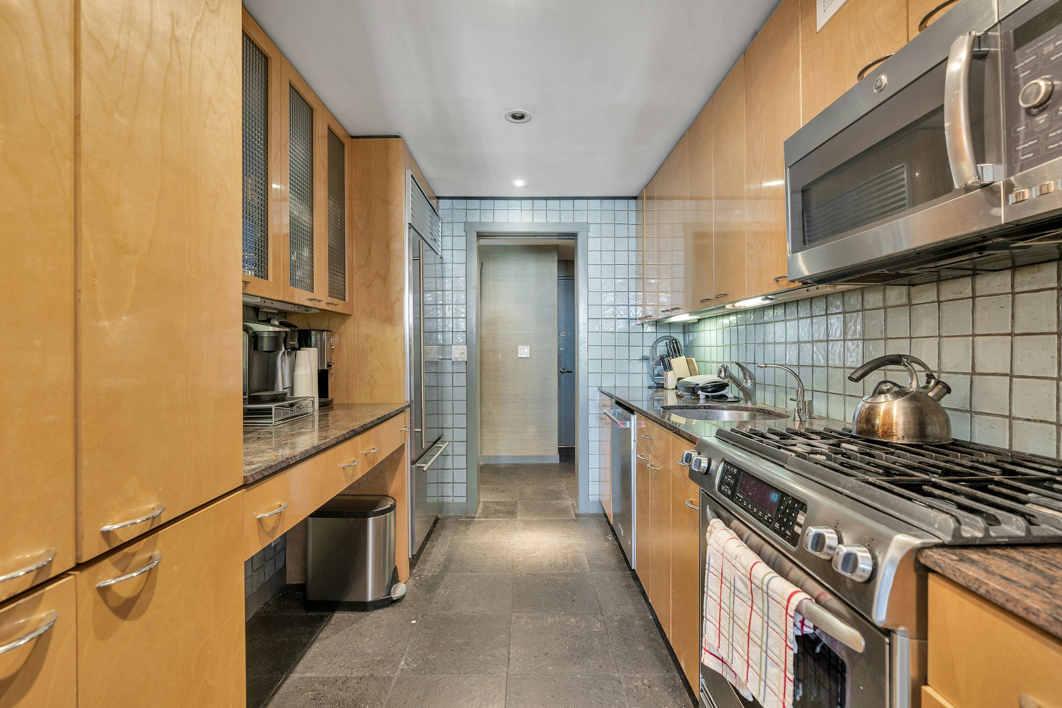 2000 Linwood Avenue Unit# 14S
